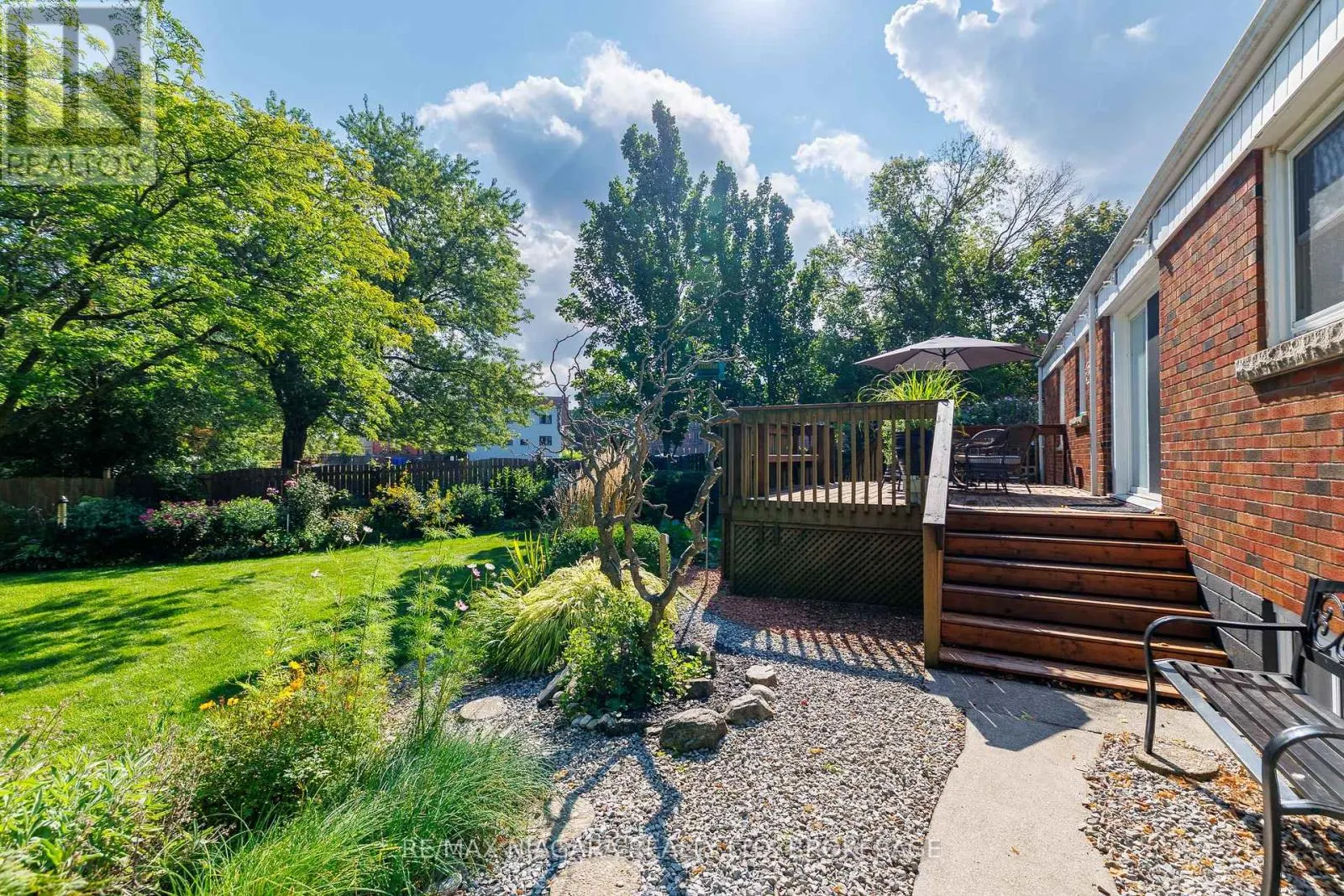 6329 GOODSIR CRESCENT