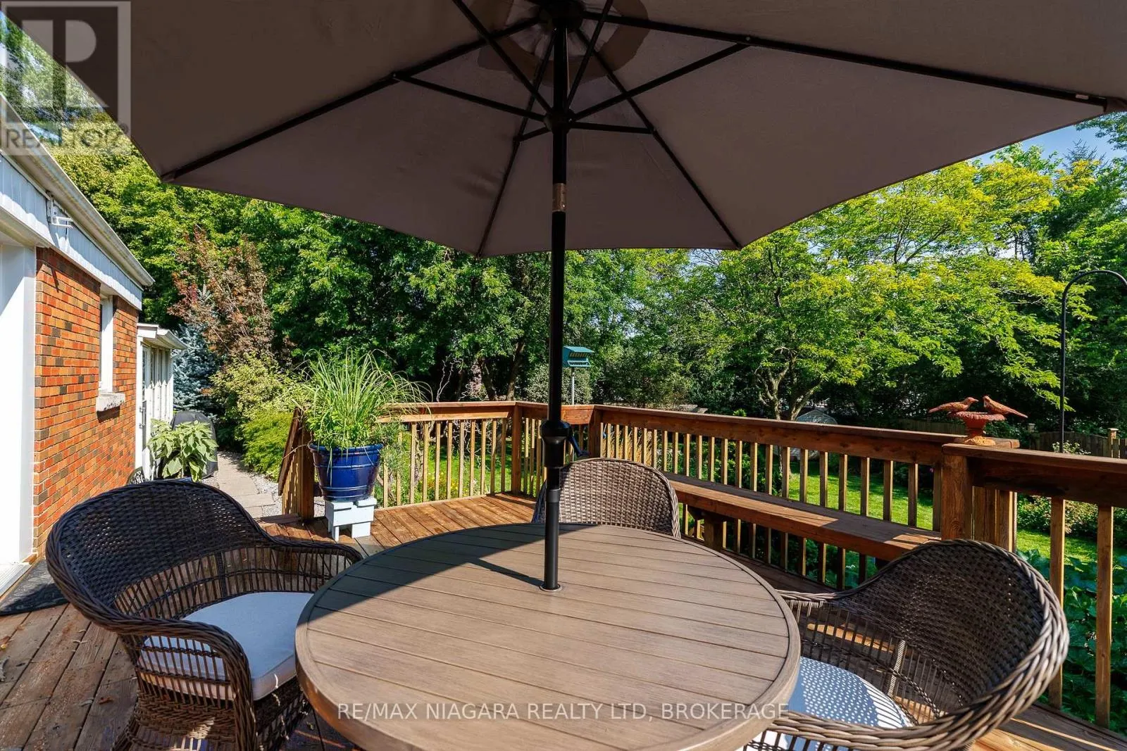 6329 GOODSIR CRESCENT