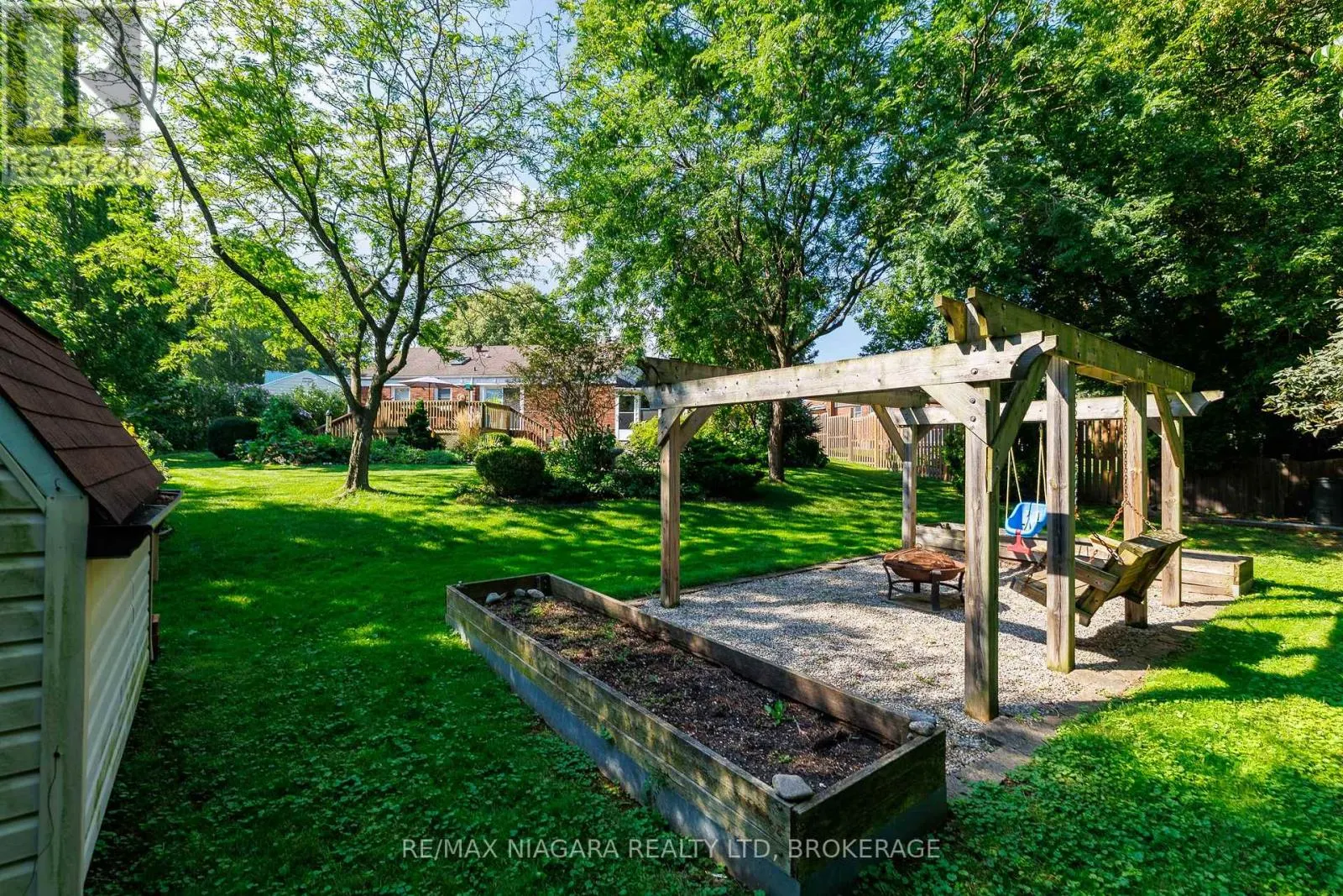 6329 GOODSIR CRESCENT