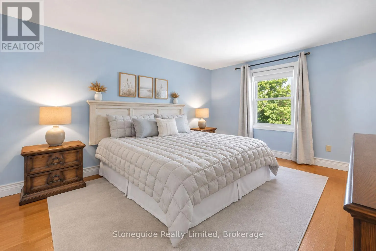 1611 PARKHILL ROAD W