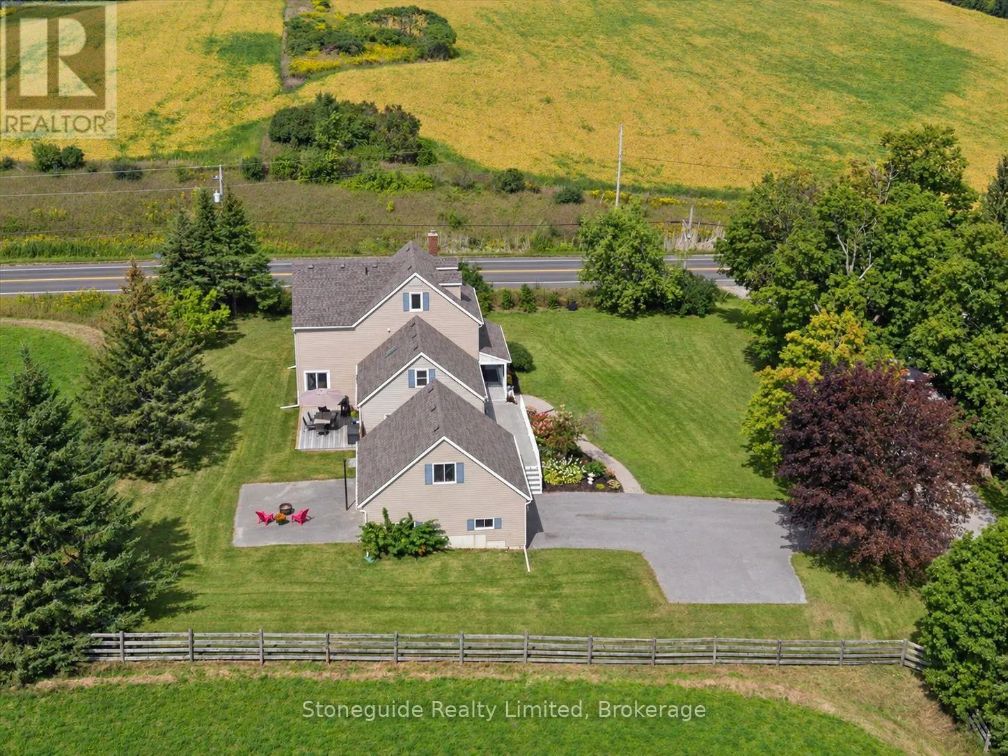 1611 PARKHILL ROAD W