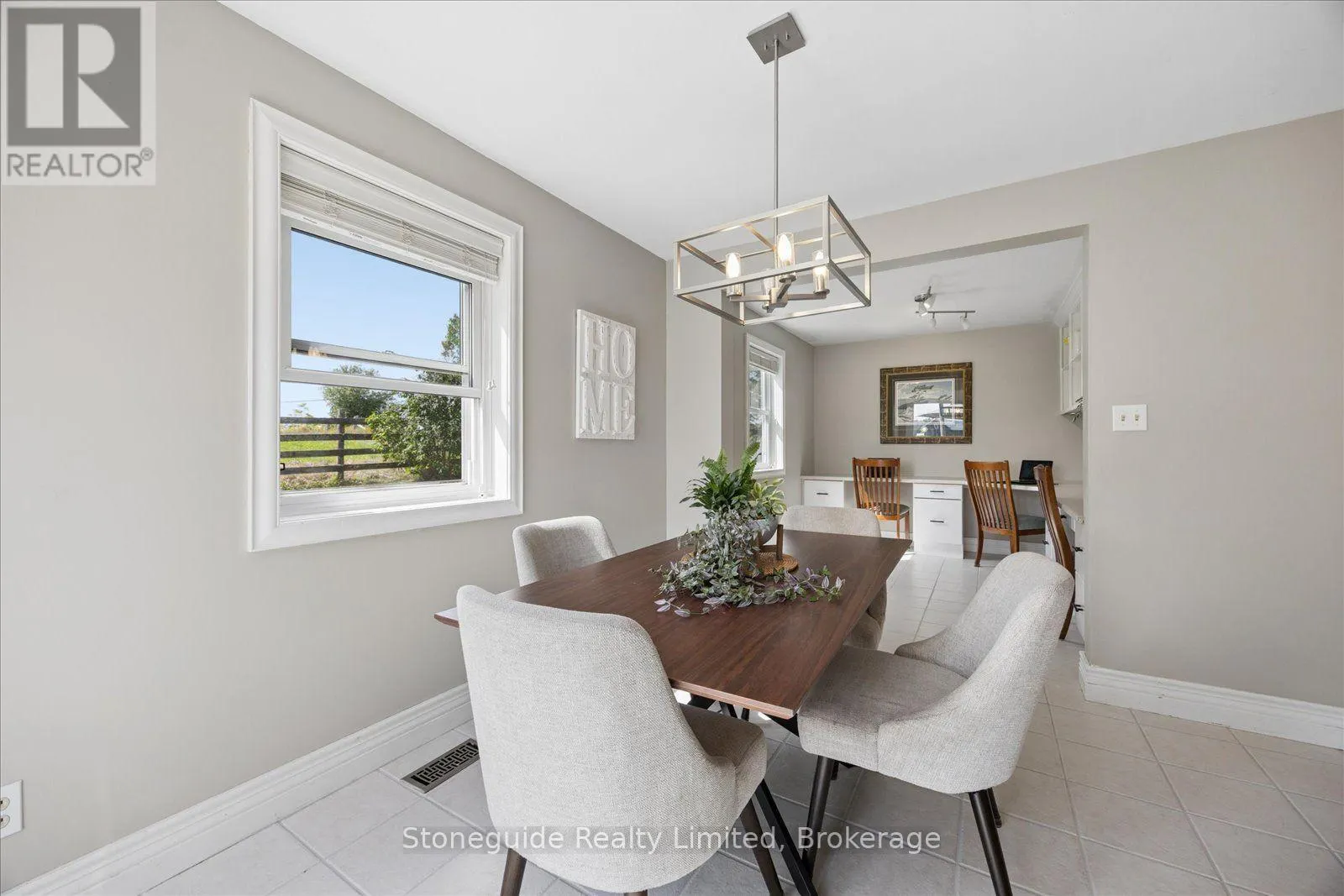 1611 PARKHILL ROAD W