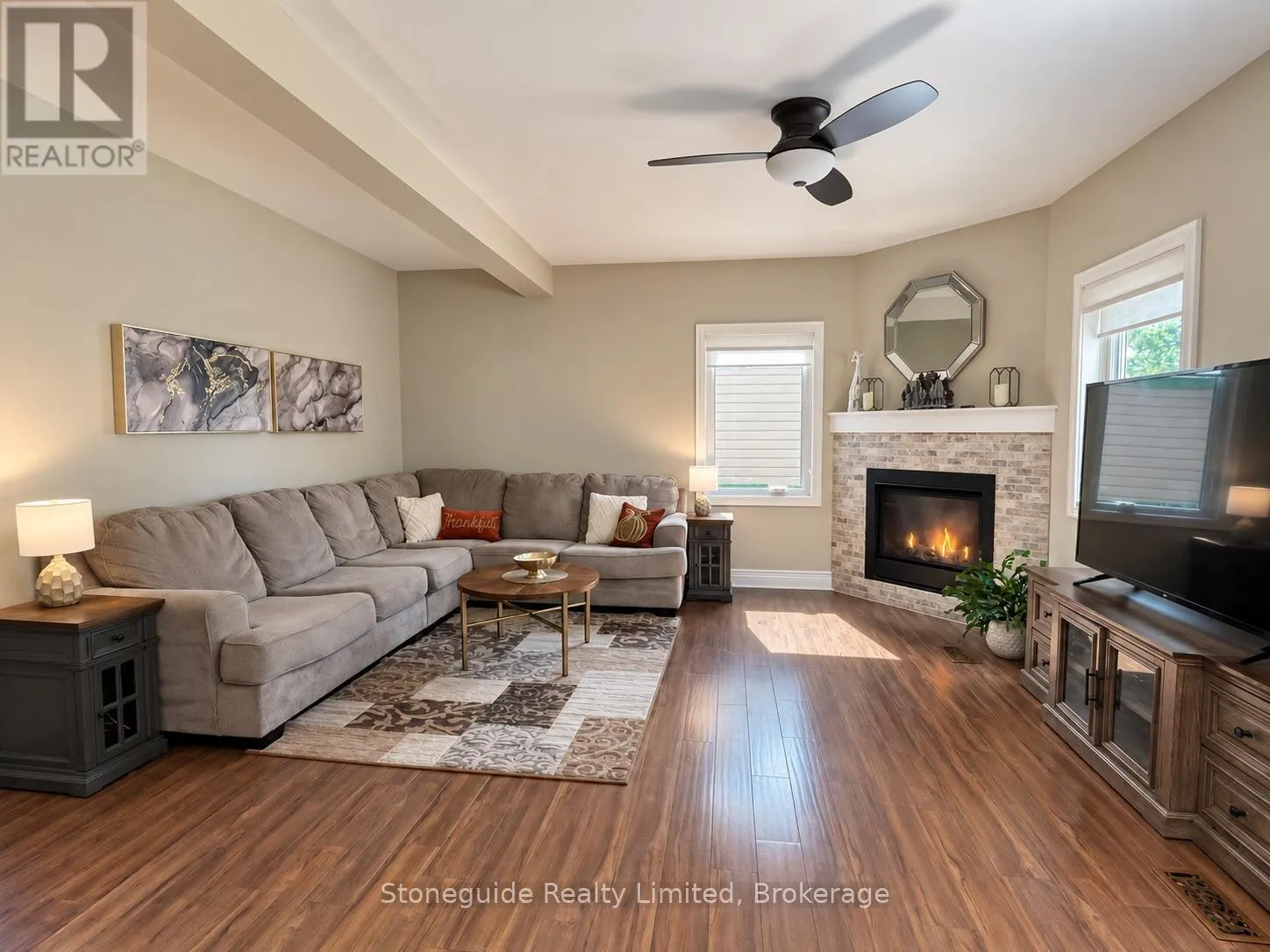 1611 PARKHILL ROAD W