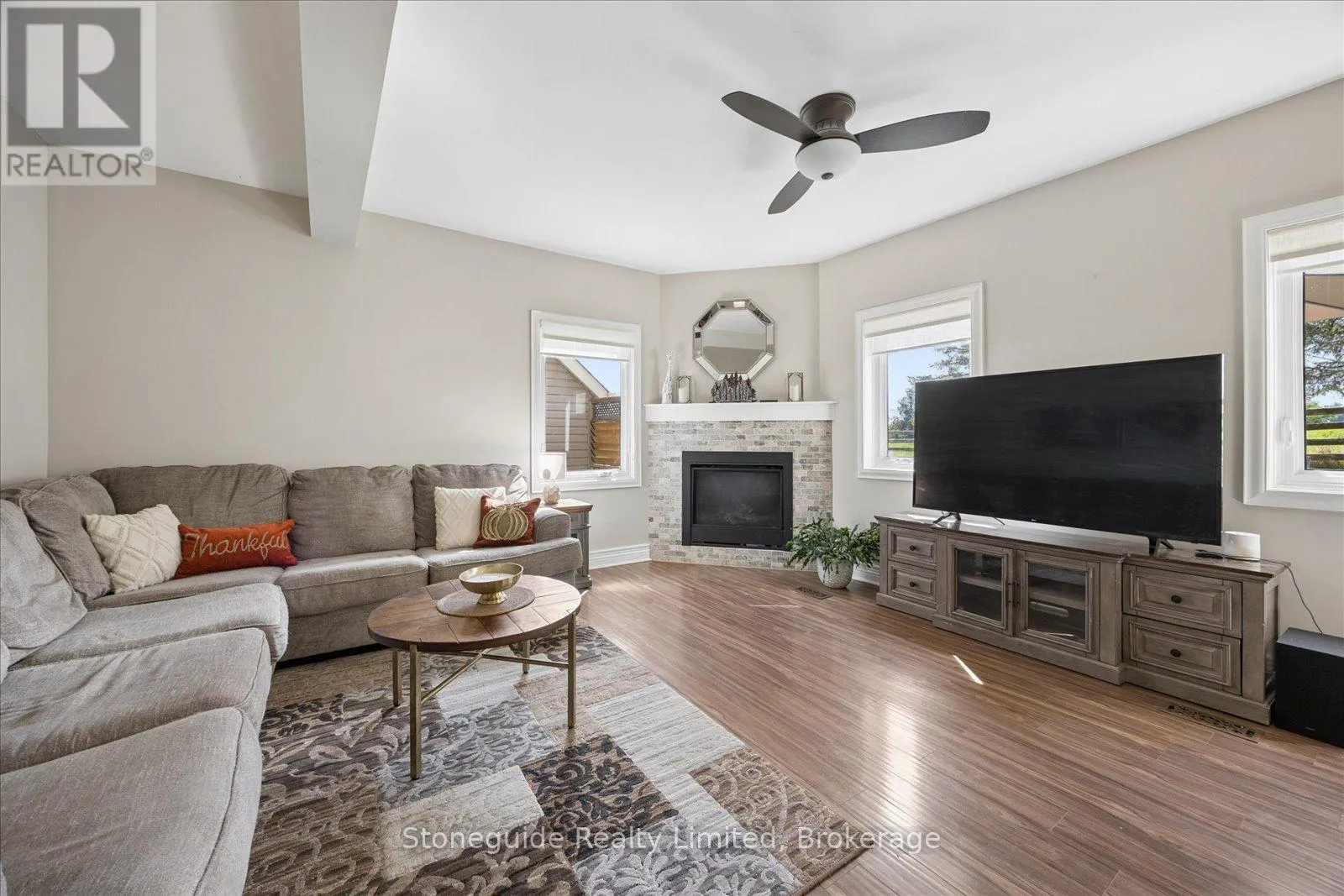 1611 PARKHILL ROAD W