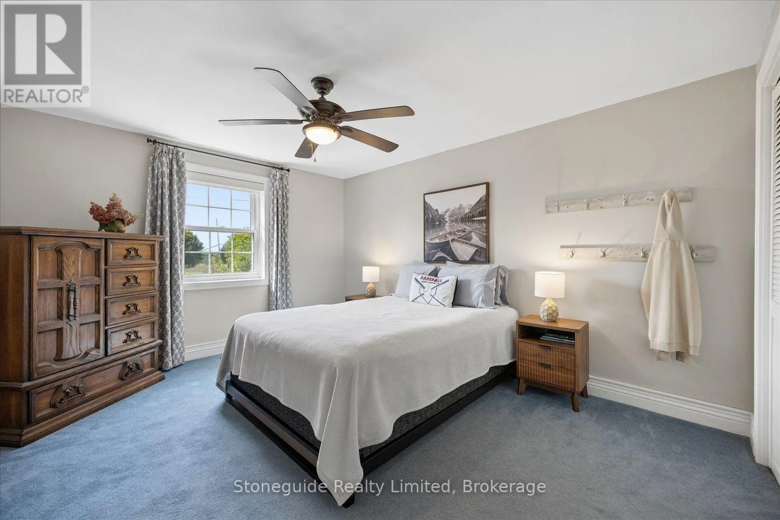 1611 PARKHILL ROAD W