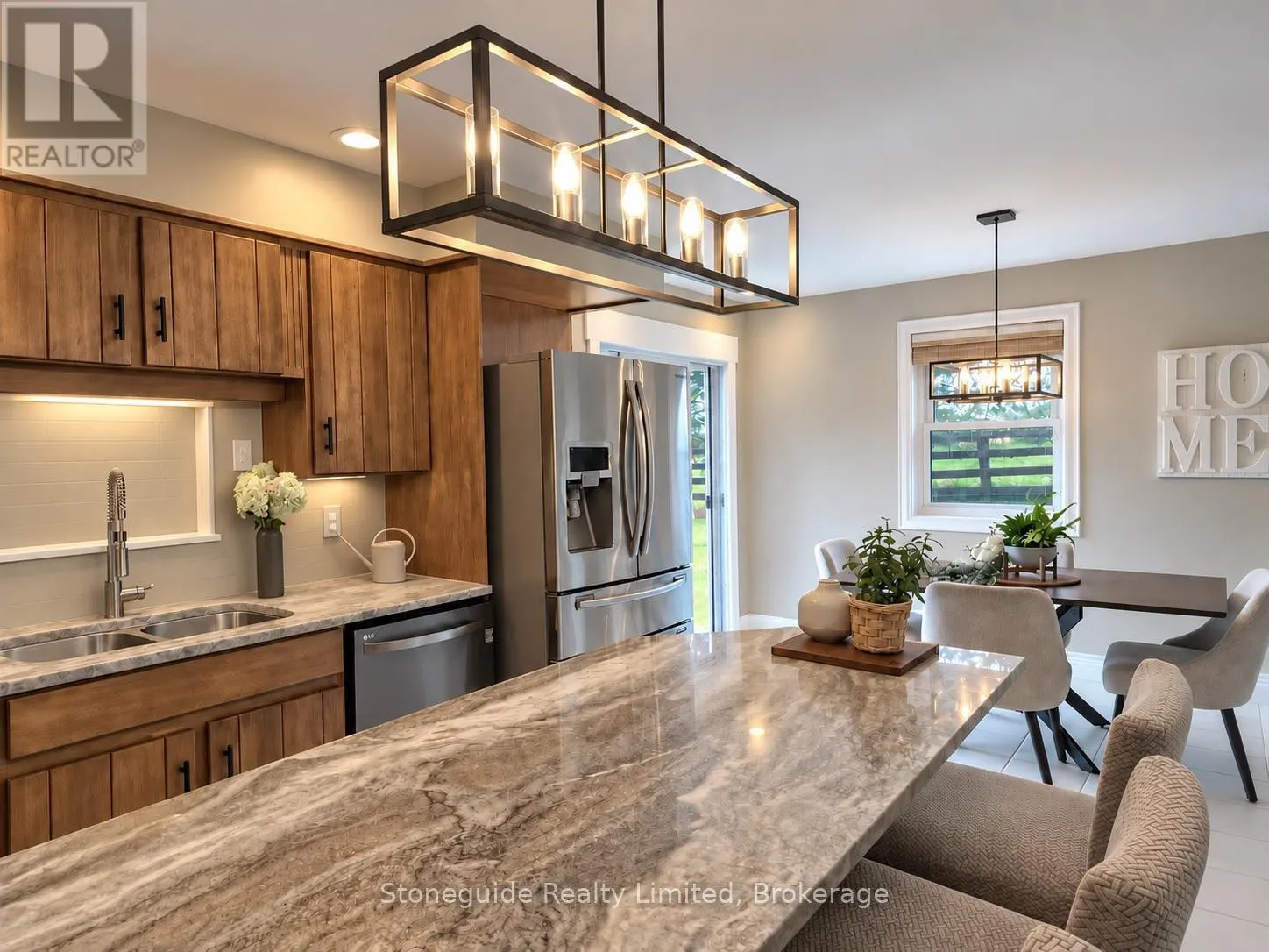 1611 PARKHILL ROAD W