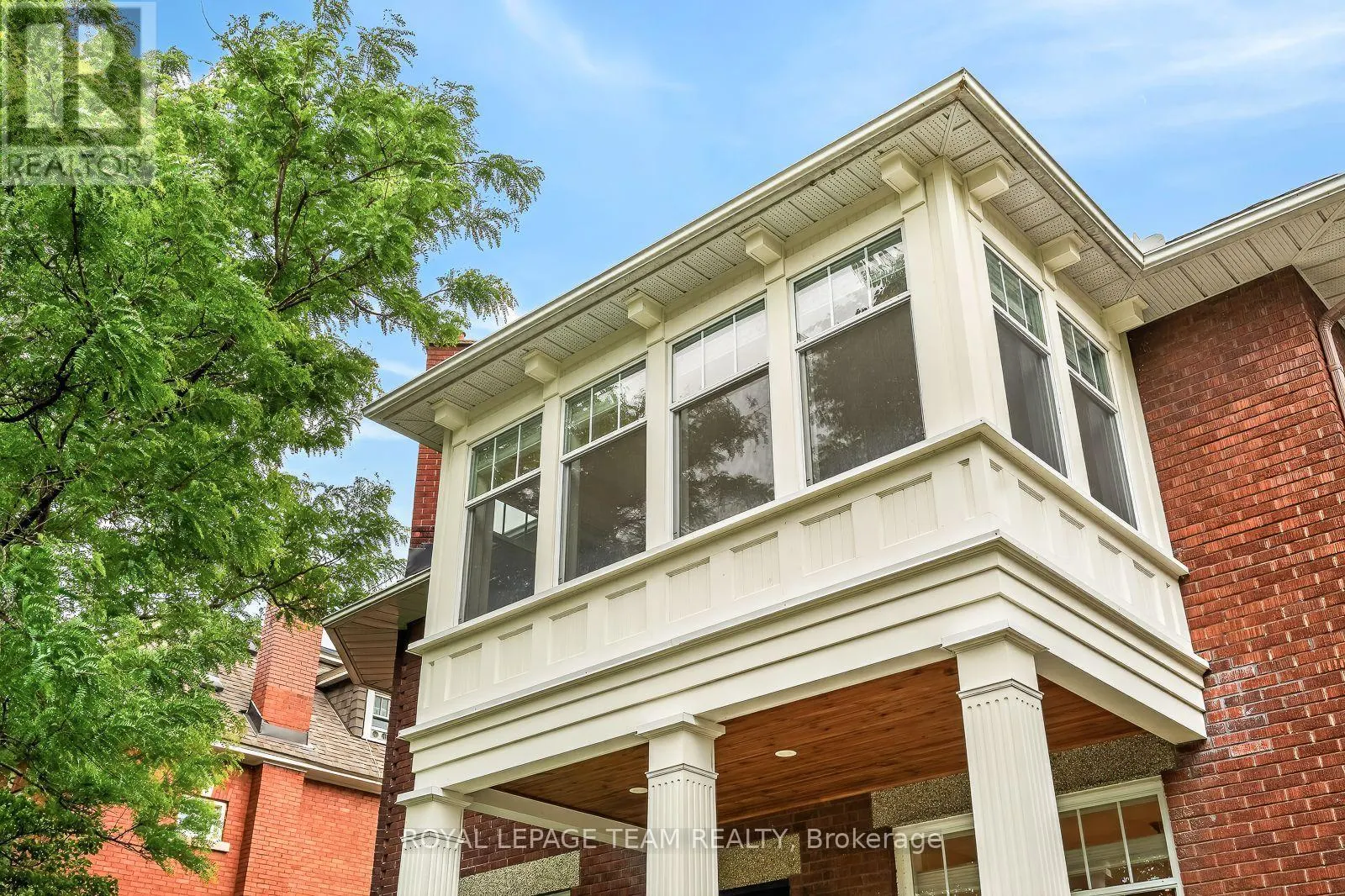 318 CLEMOW AVENUE