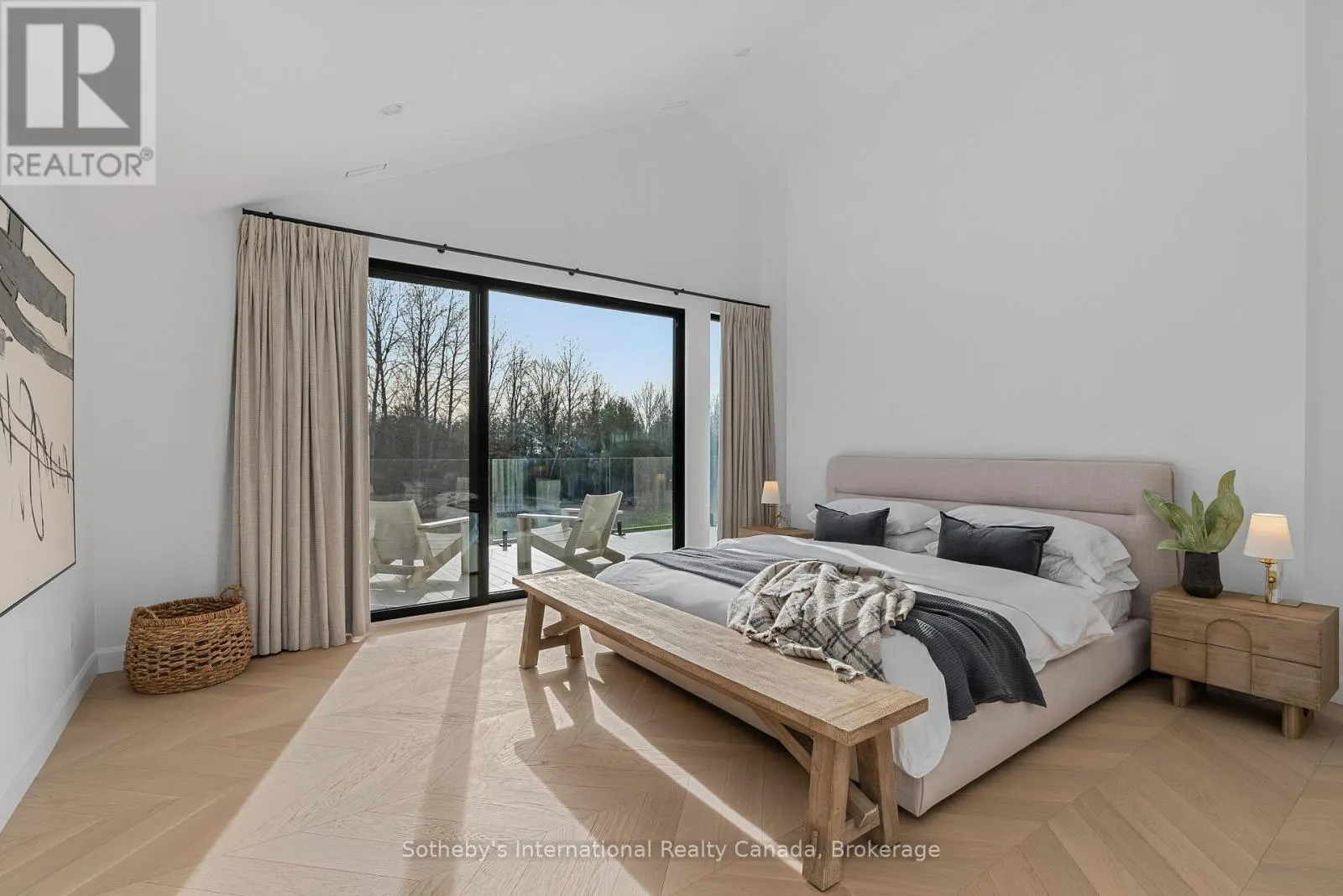 120 MIMI CRESCENT