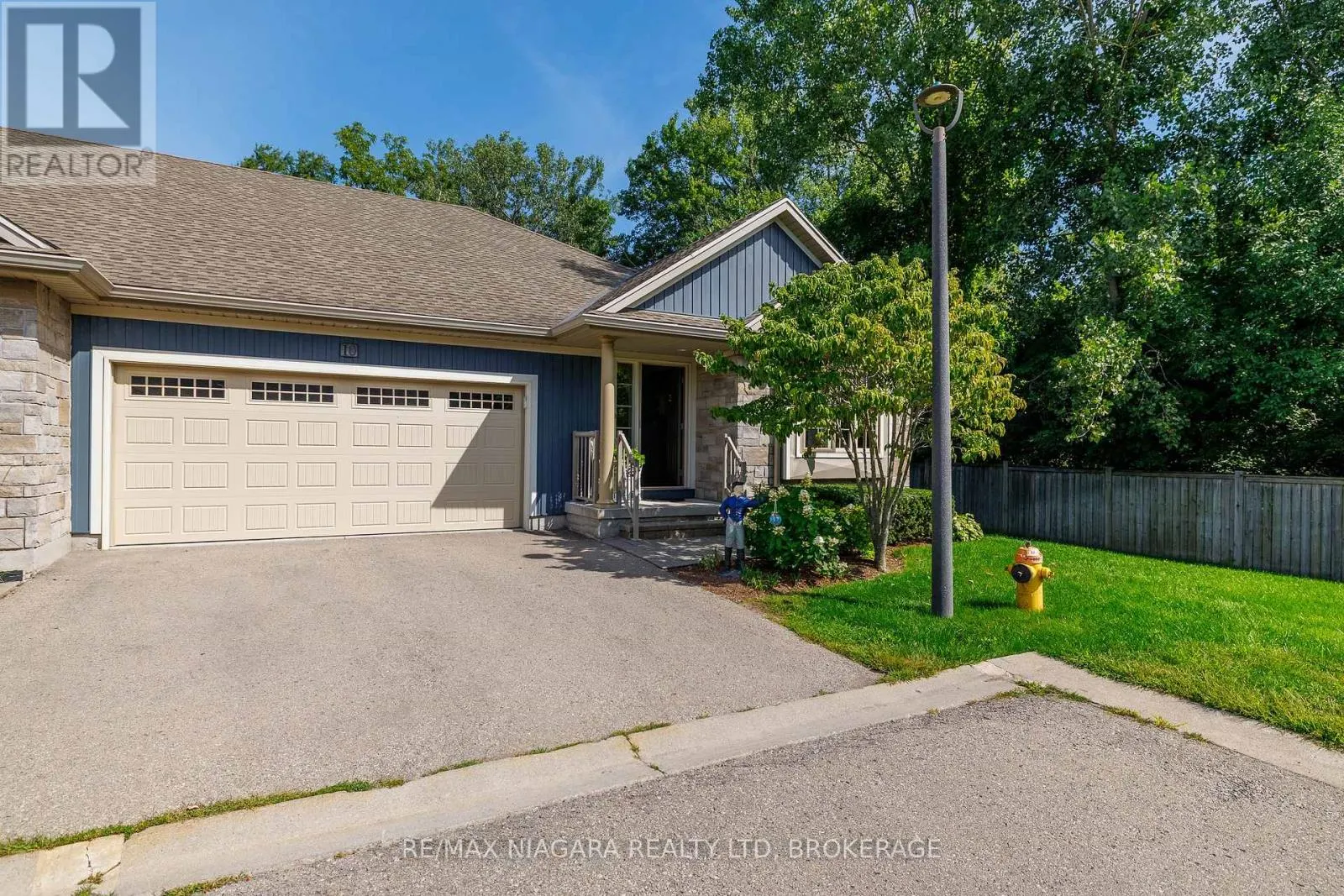 10 - 310 RIDGE ROAD S #10