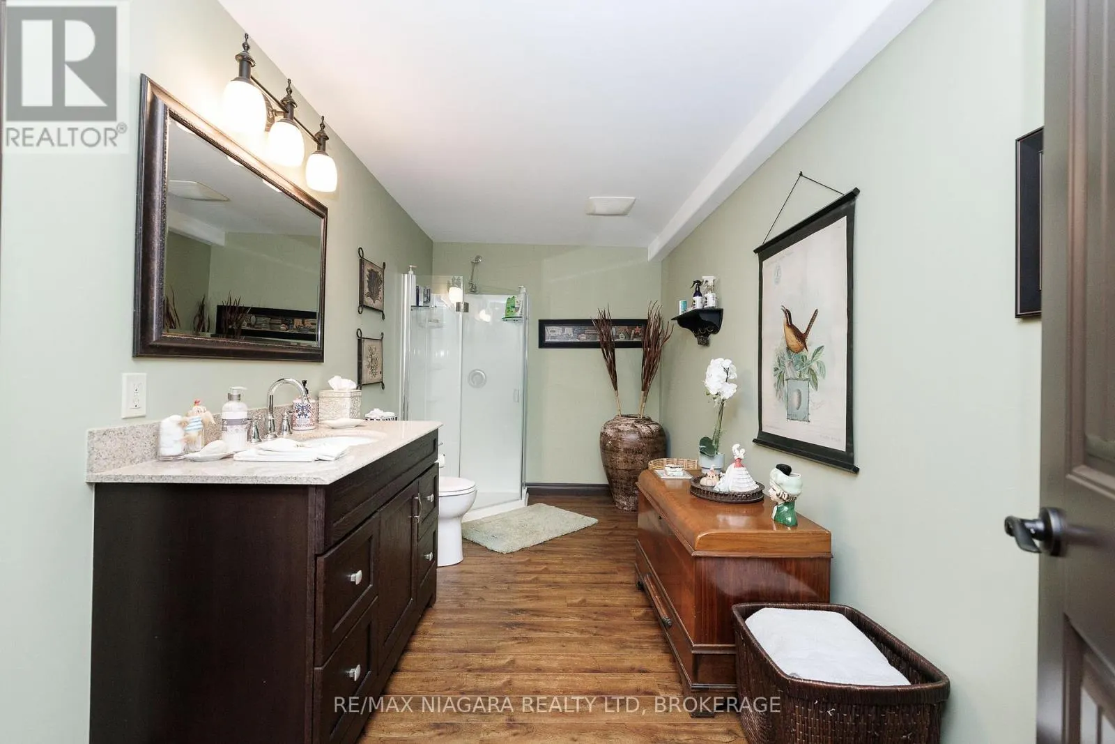 10 - 310 RIDGE ROAD S #10