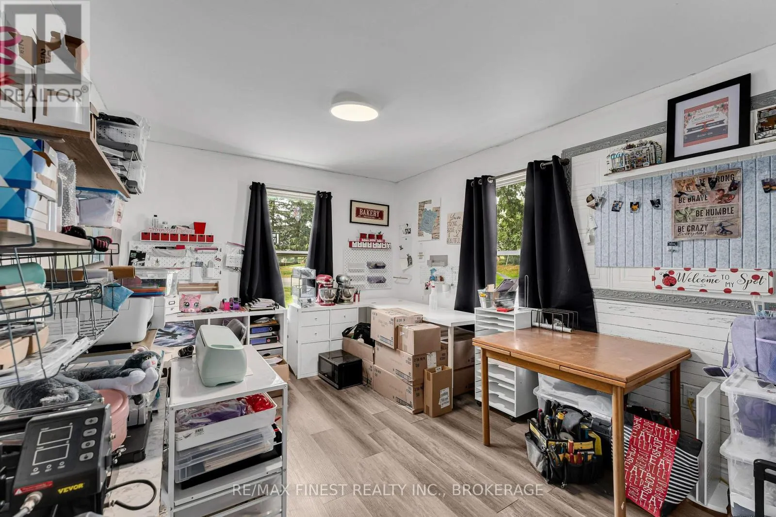 1 NEELY STREET
