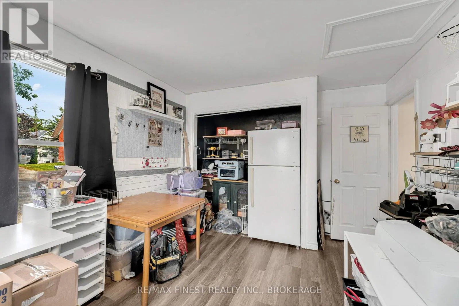 1 NEELY STREET