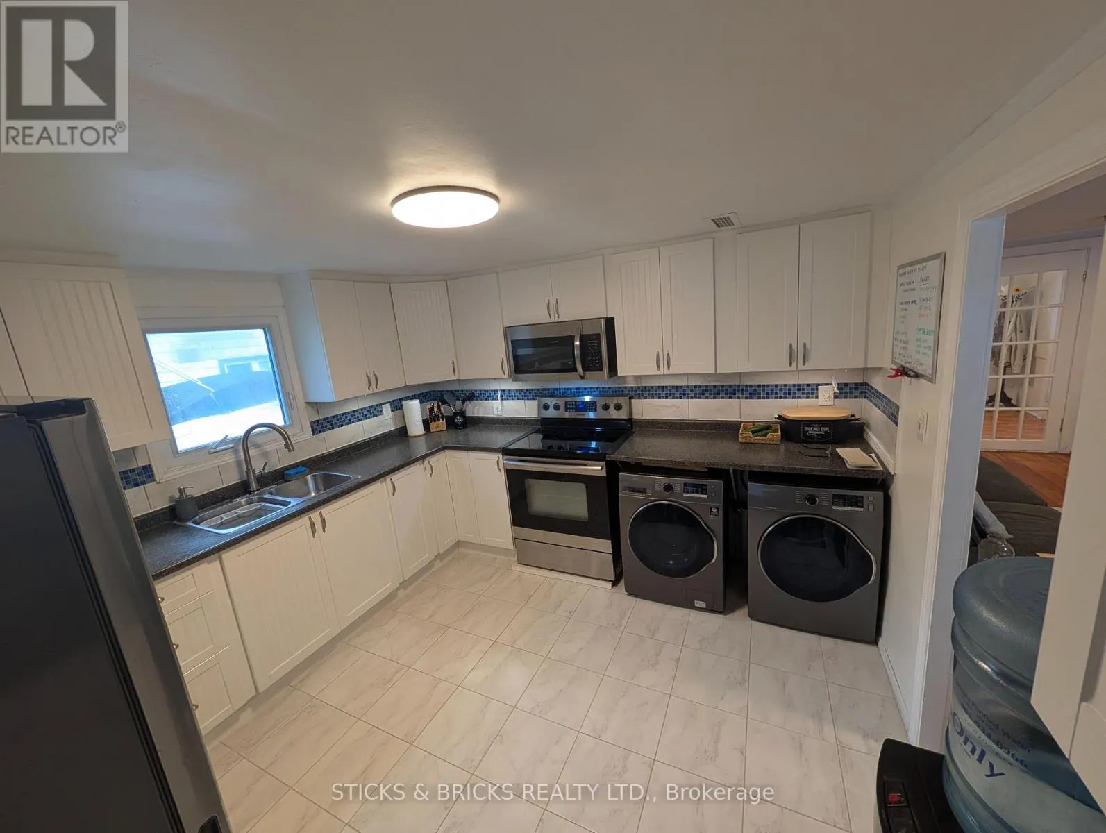 625 SILVER BAY ROAD