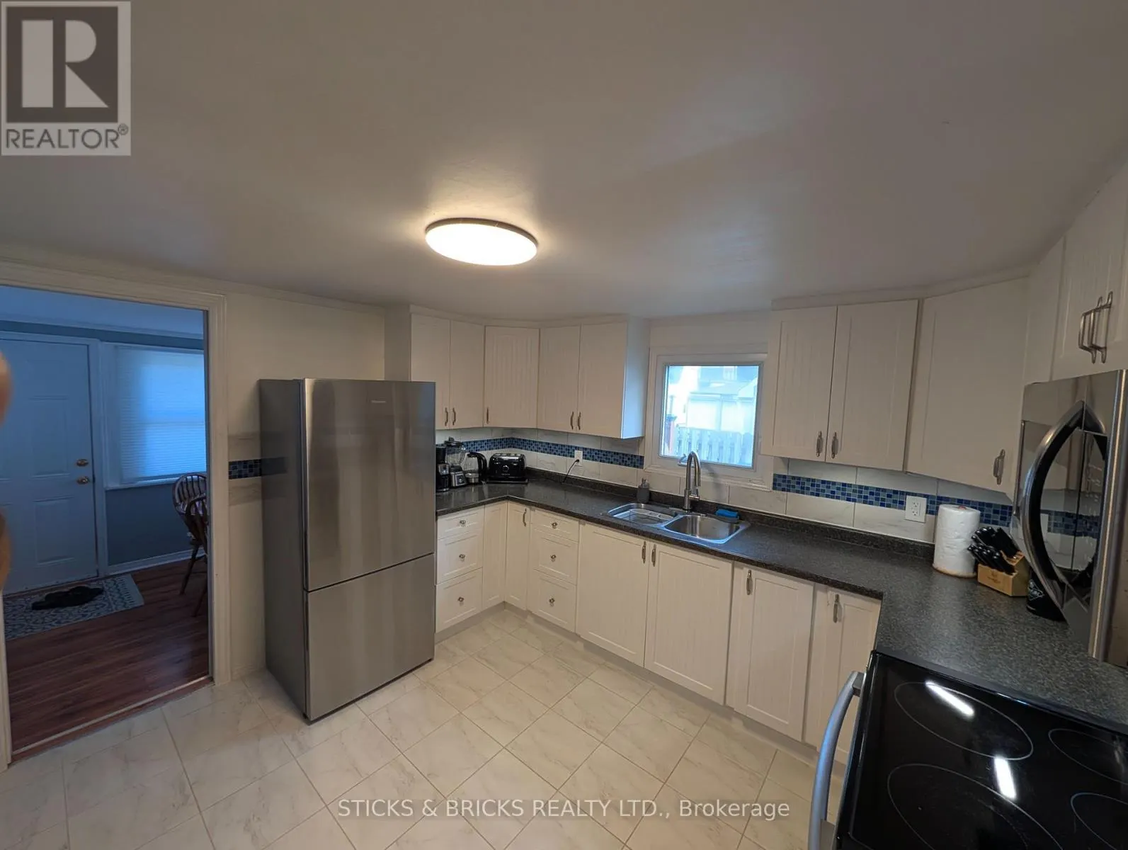 625 SILVER BAY ROAD