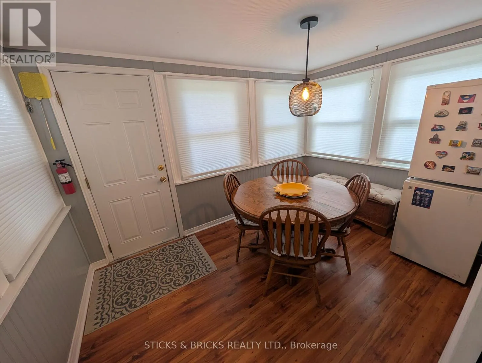 625 SILVER BAY ROAD