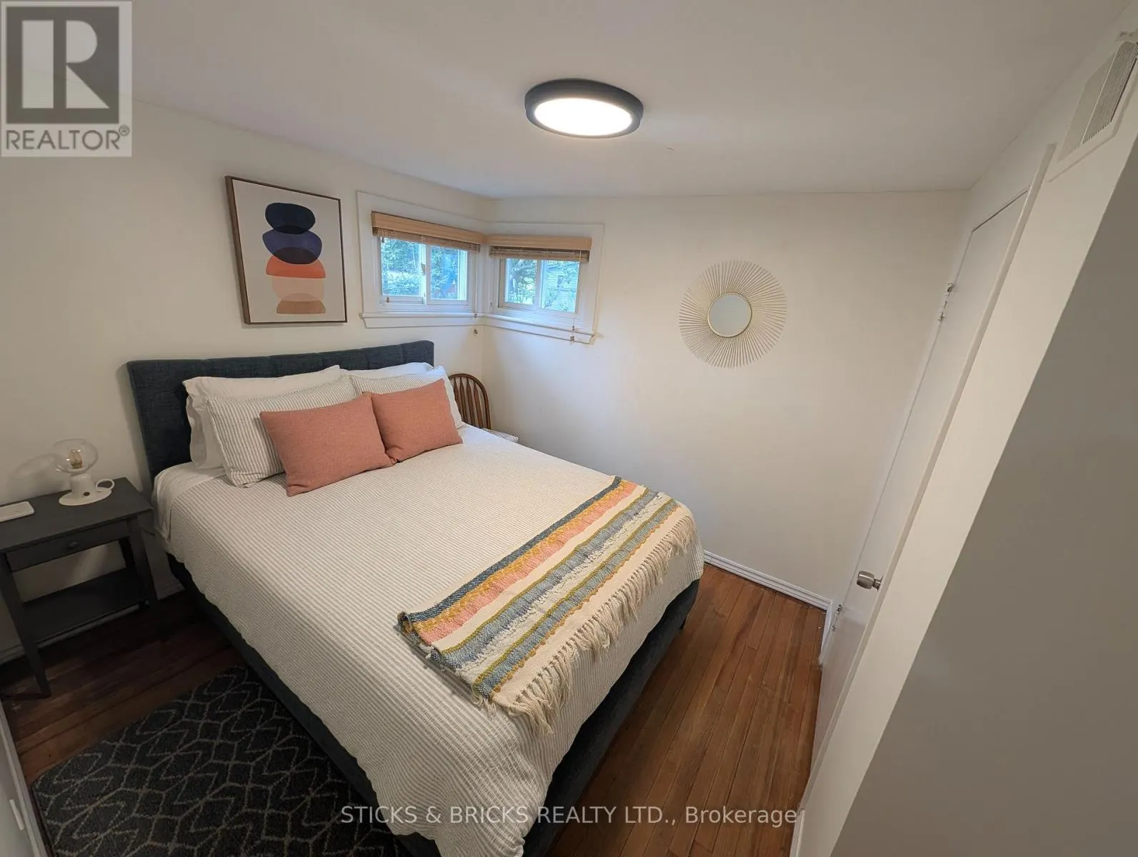 625 SILVER BAY ROAD