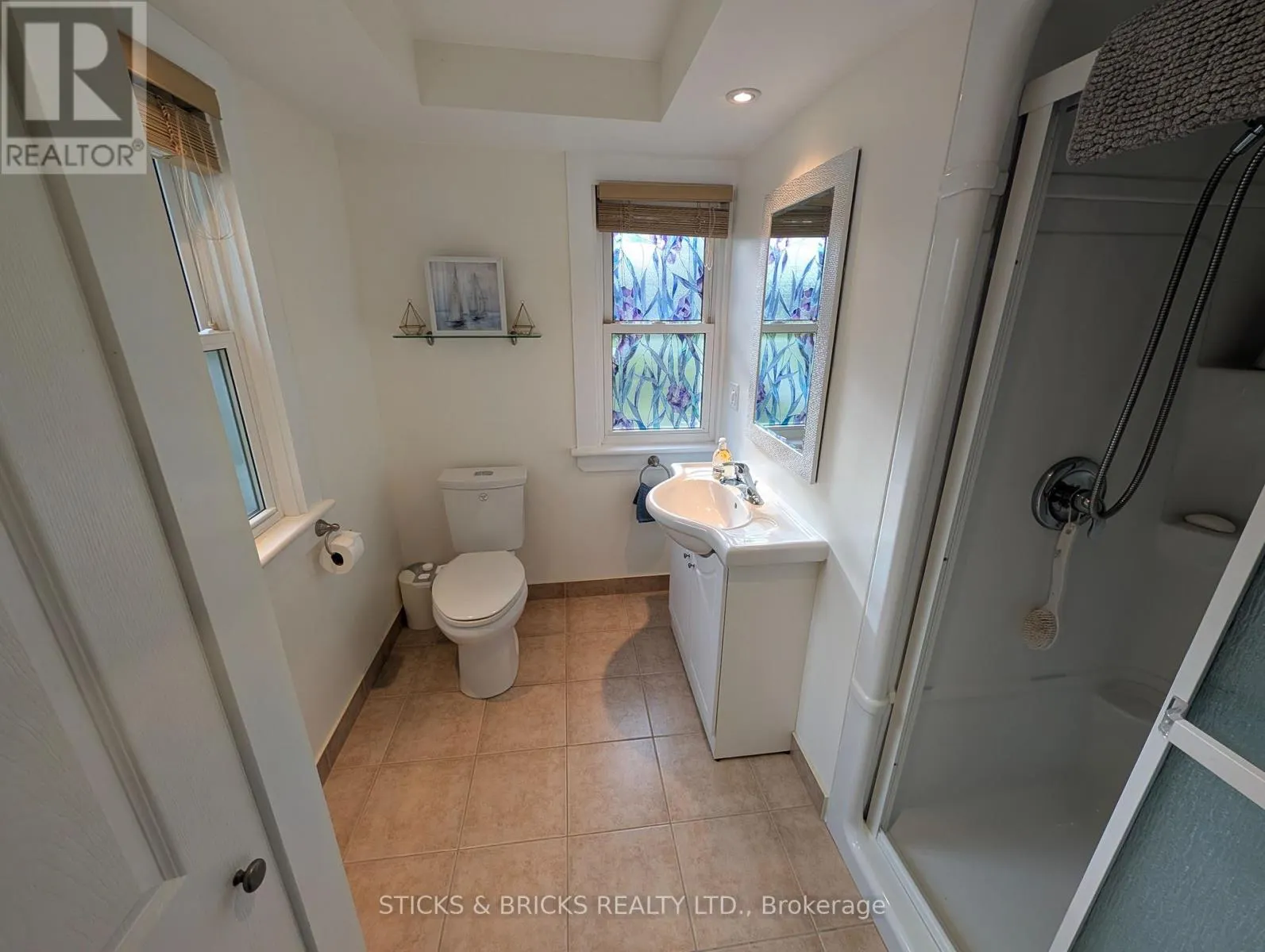 625 SILVER BAY ROAD