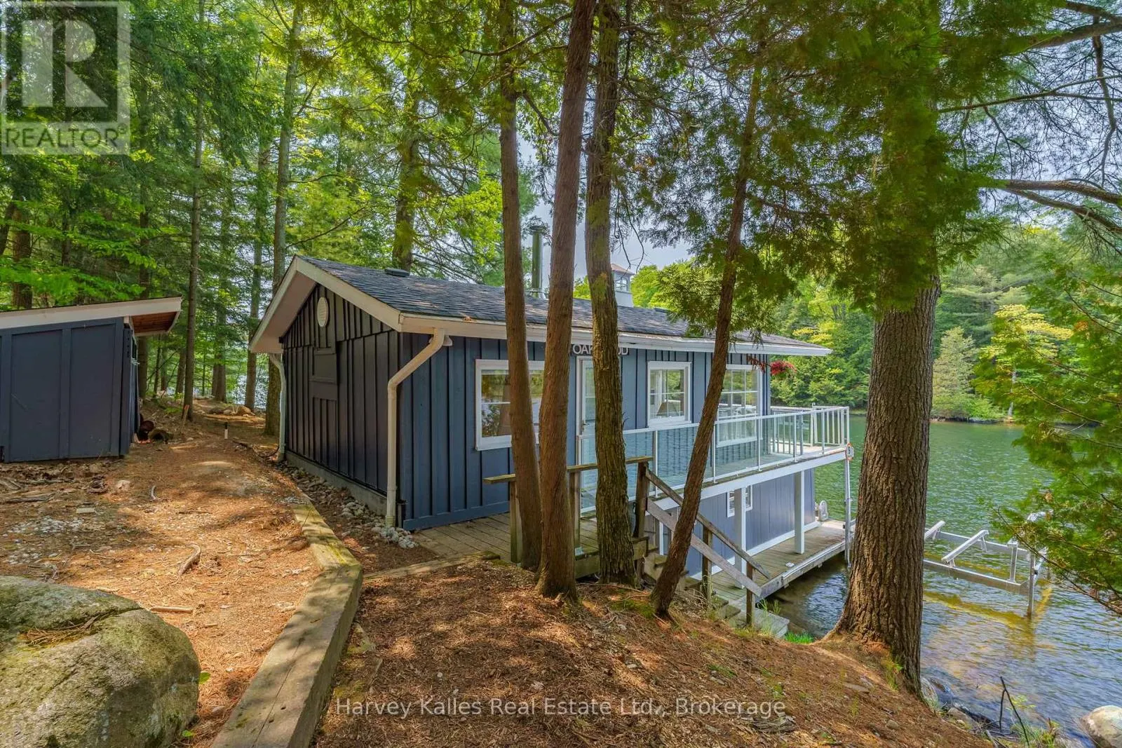 3 - 1062 PENNWOOD ROAD #3