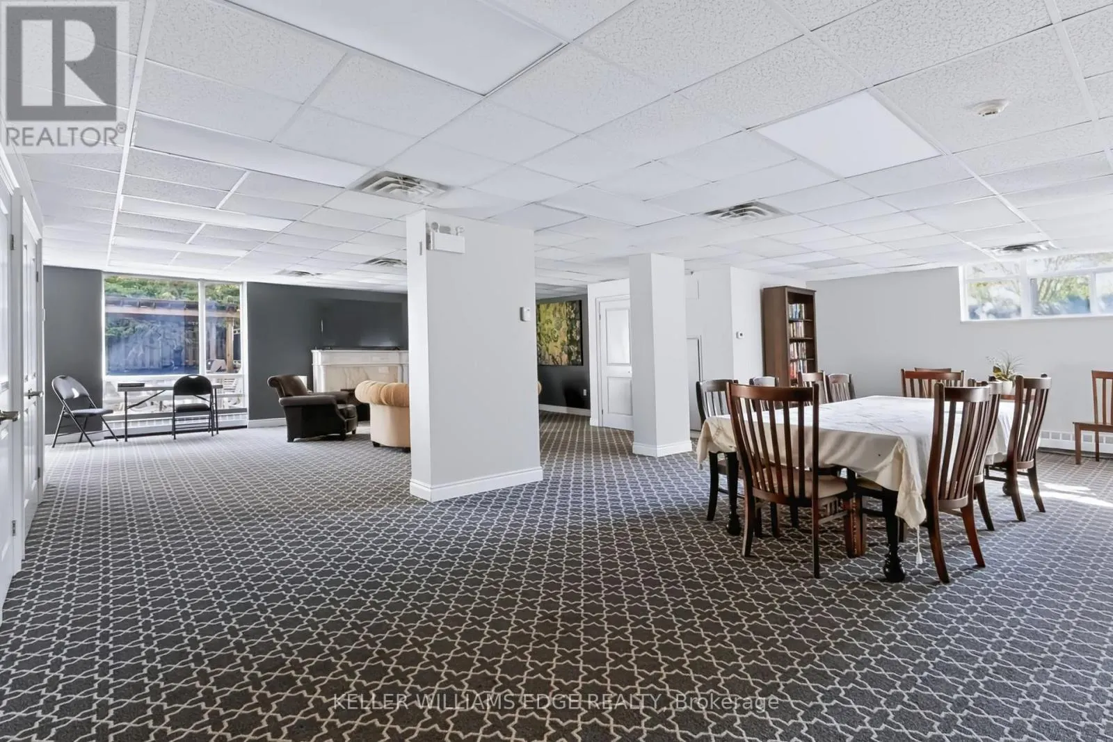 301 - 125 WILSON STREET W