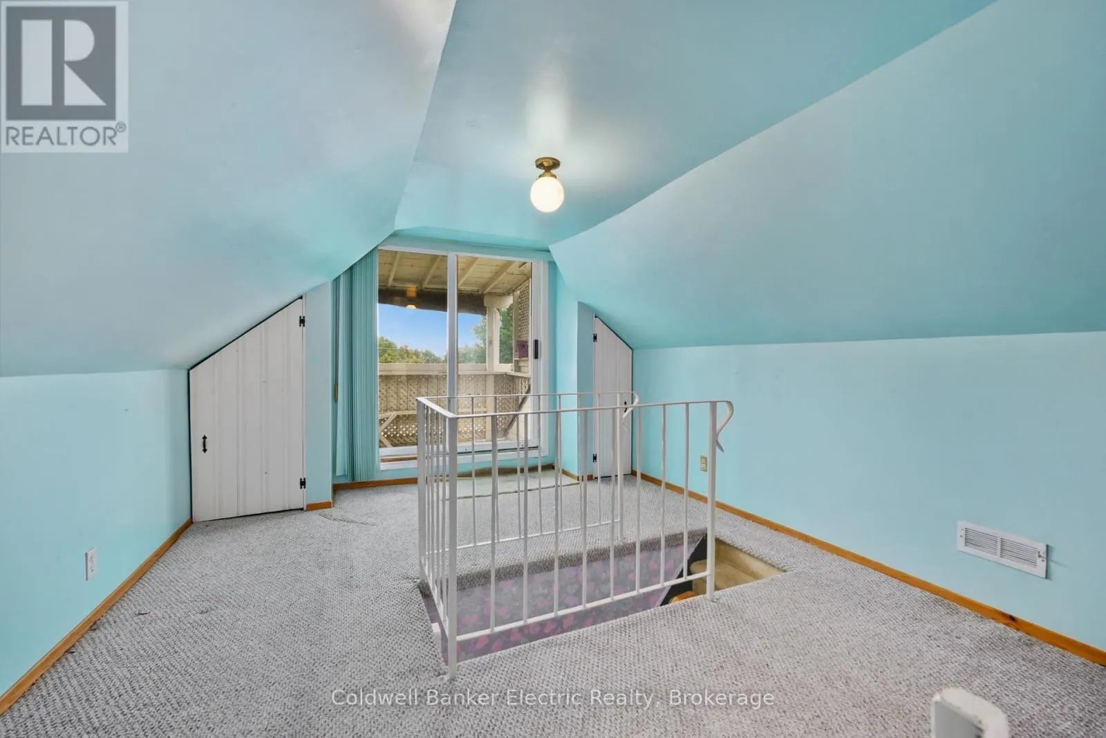 553 CHAMBERLAIN STREET