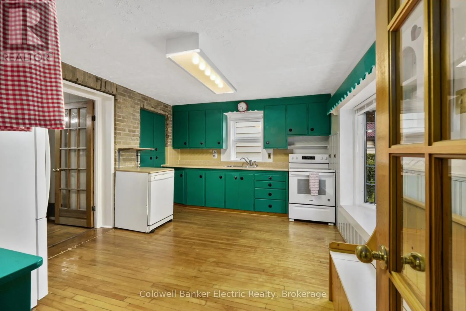 553 CHAMBERLAIN STREET