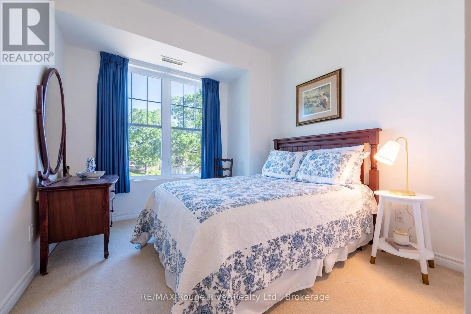 216 - 145 THIRD STREET #216