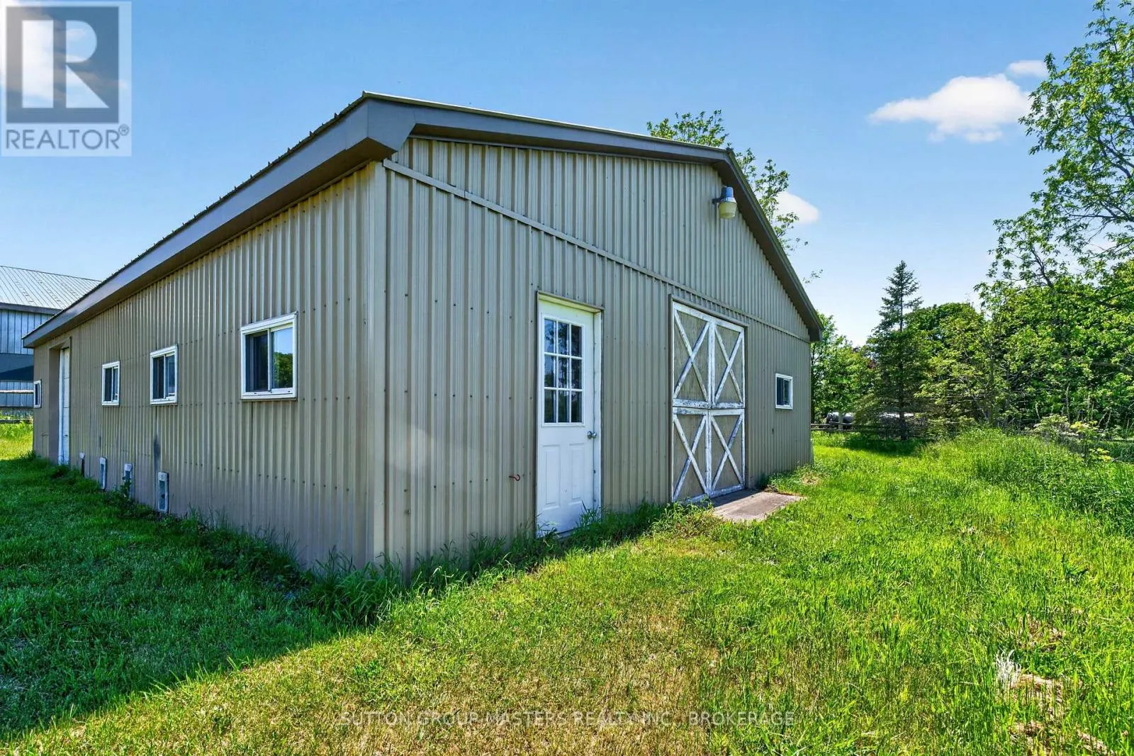 1760 COUNTY RD. 1 ROAD E