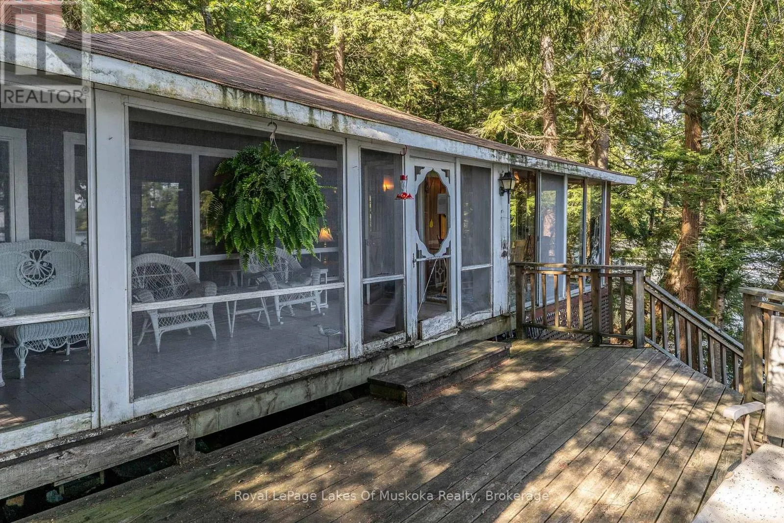 2115 LAKE MUSKOKA