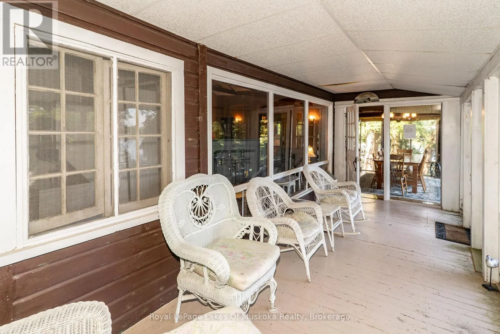 2115 LAKE MUSKOKA