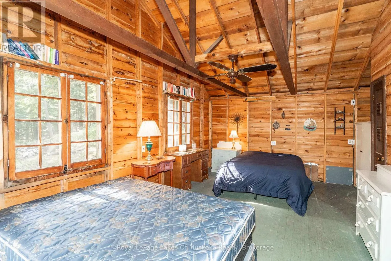 2115 LAKE MUSKOKA