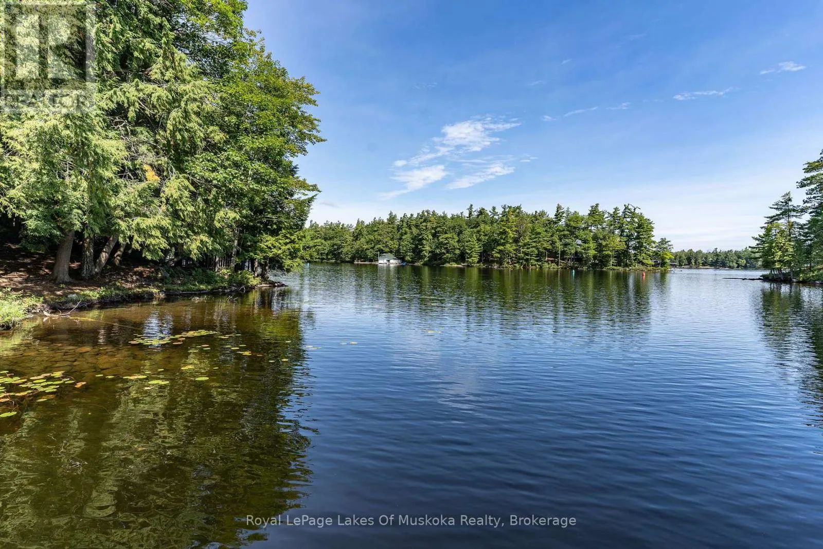 2115 LAKE MUSKOKA