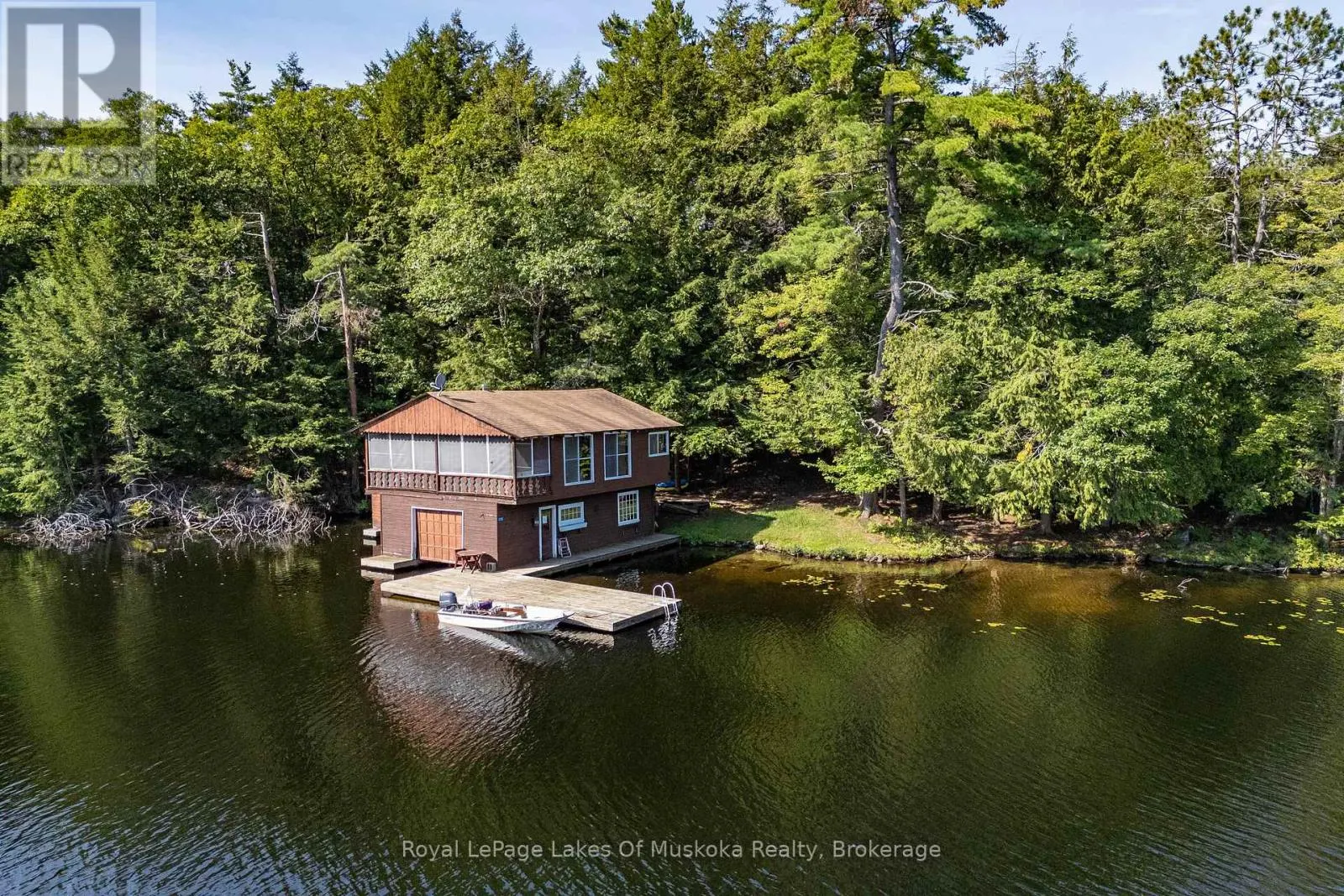 2115 LAKE MUSKOKA