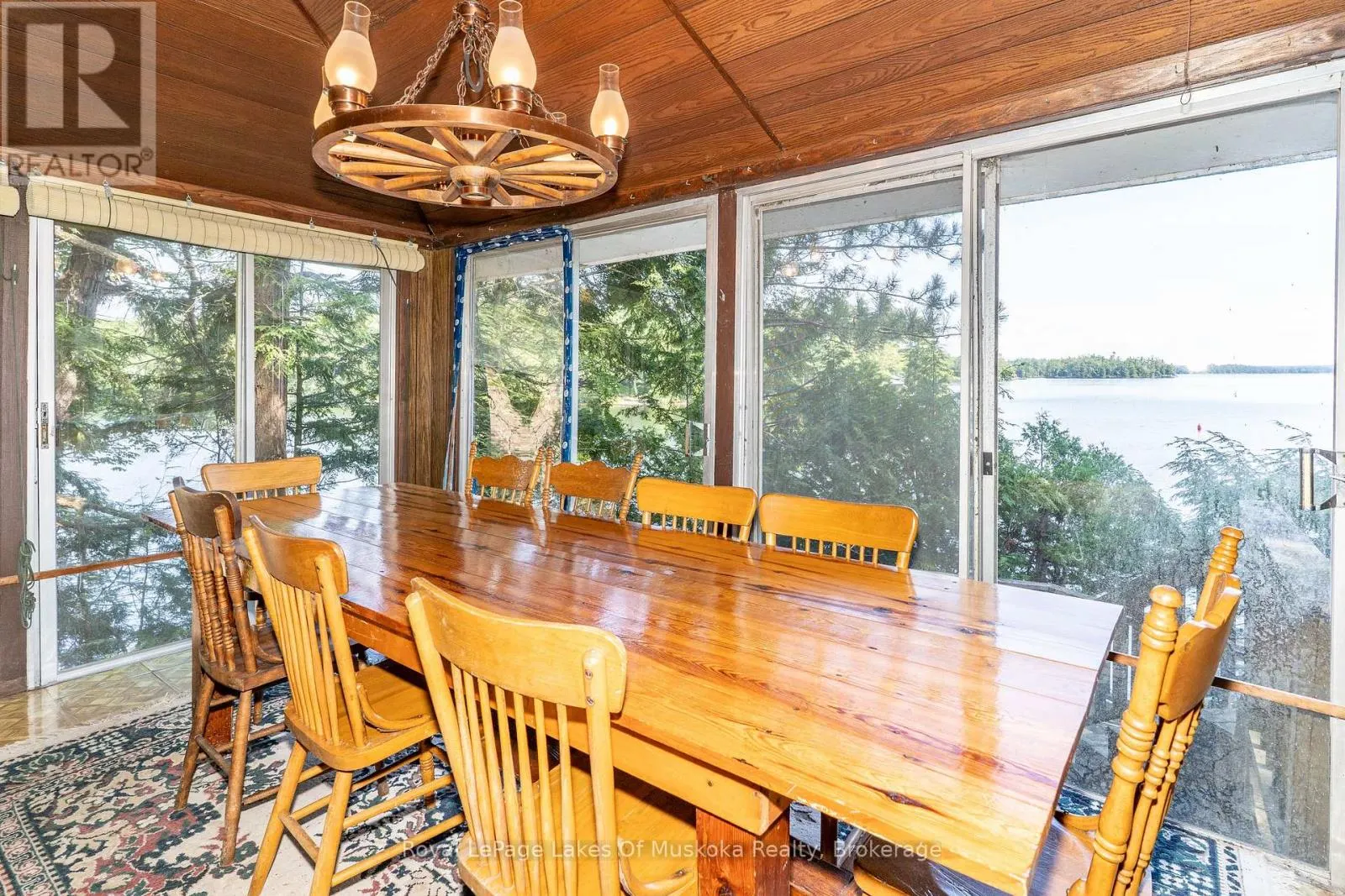 2115 LAKE MUSKOKA