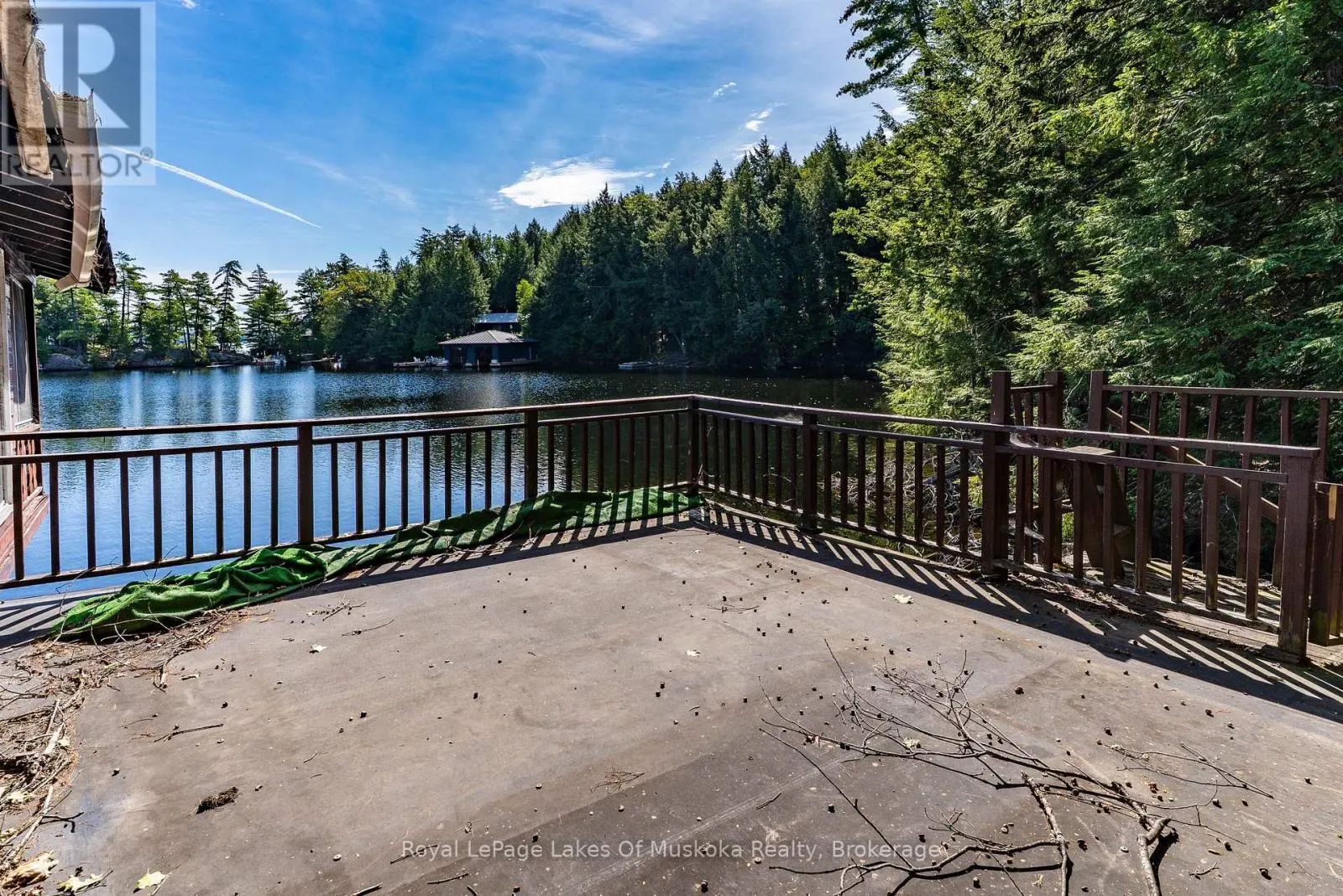 2115 LAKE MUSKOKA