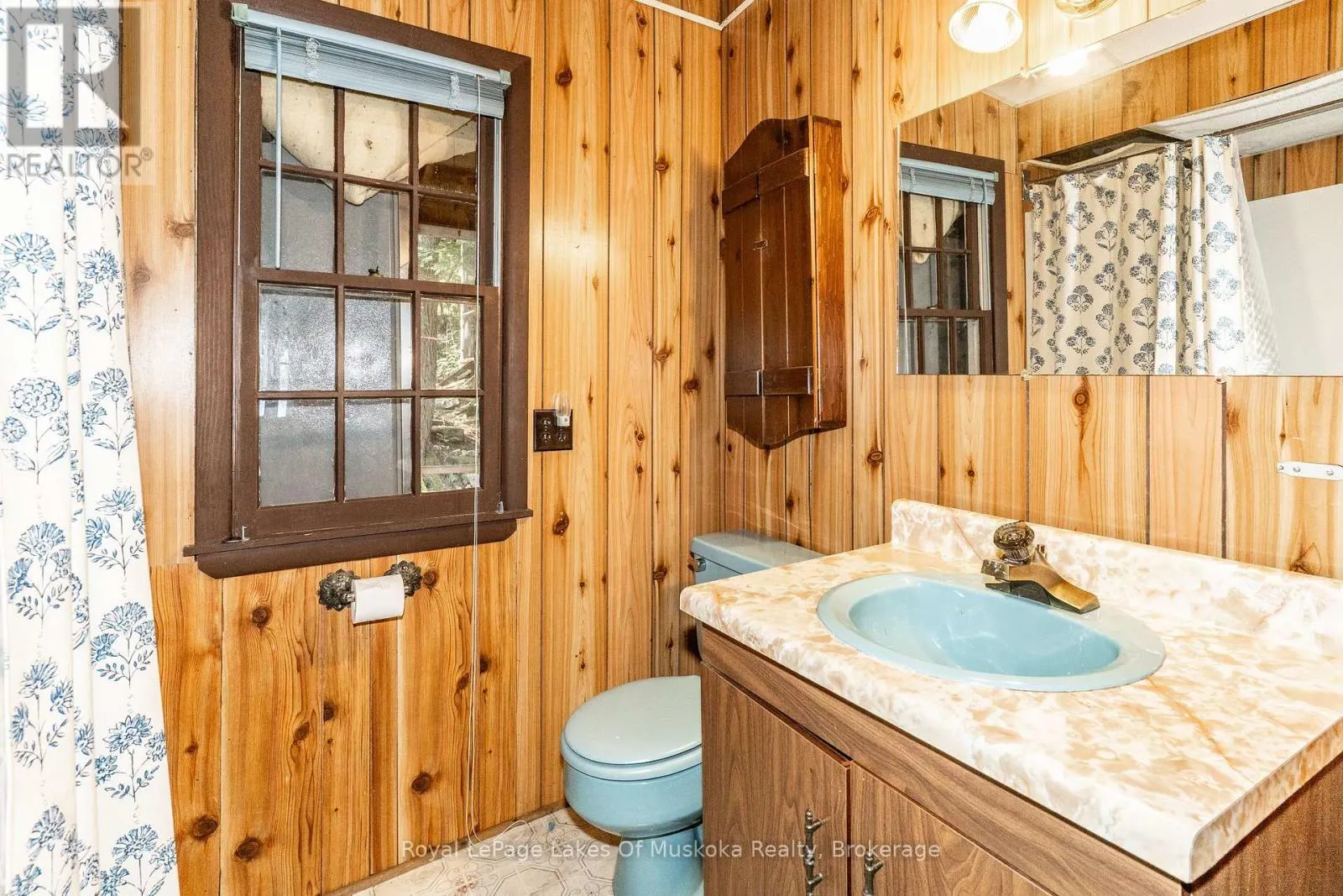 2115 LAKE MUSKOKA
