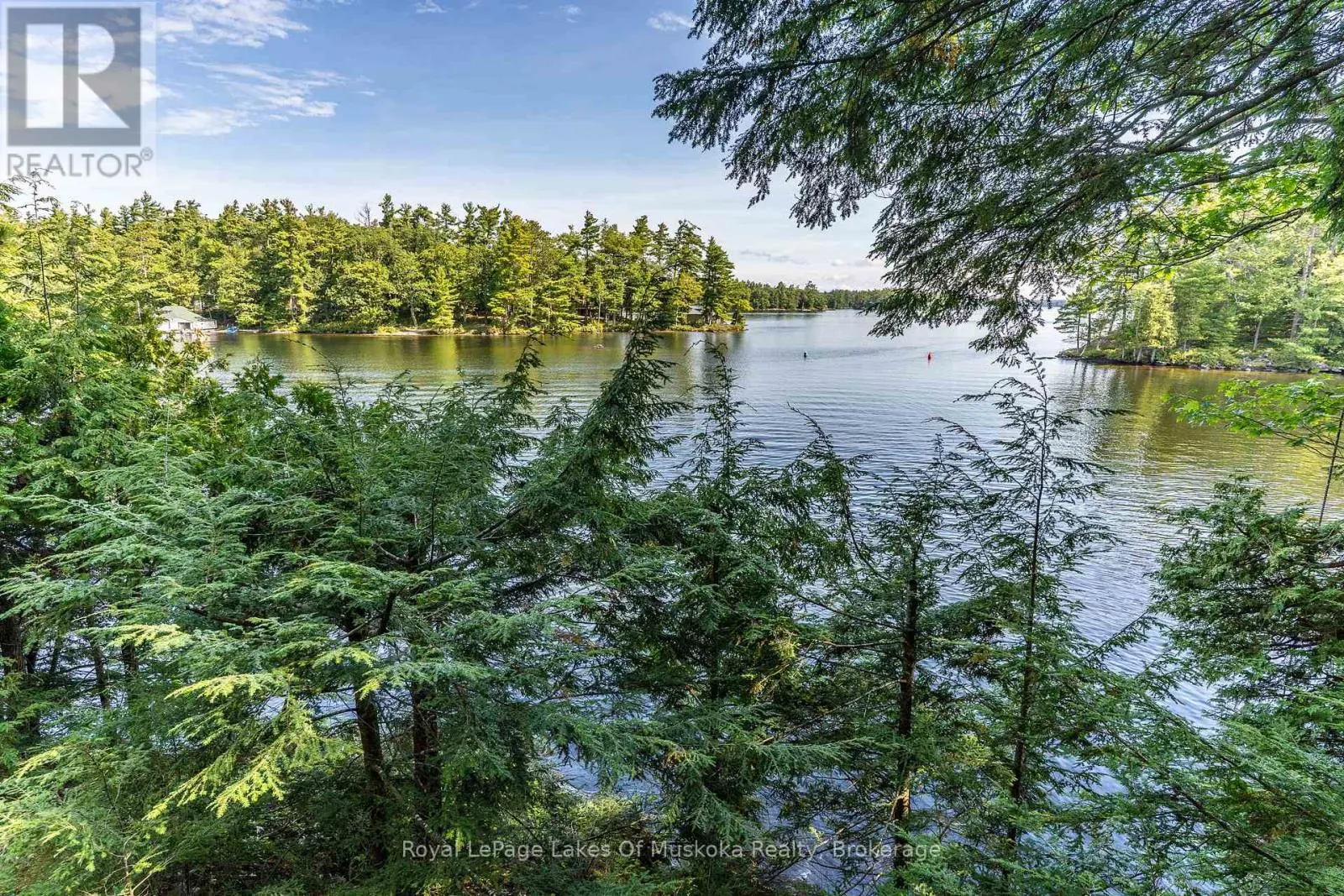 2115 LAKE MUSKOKA