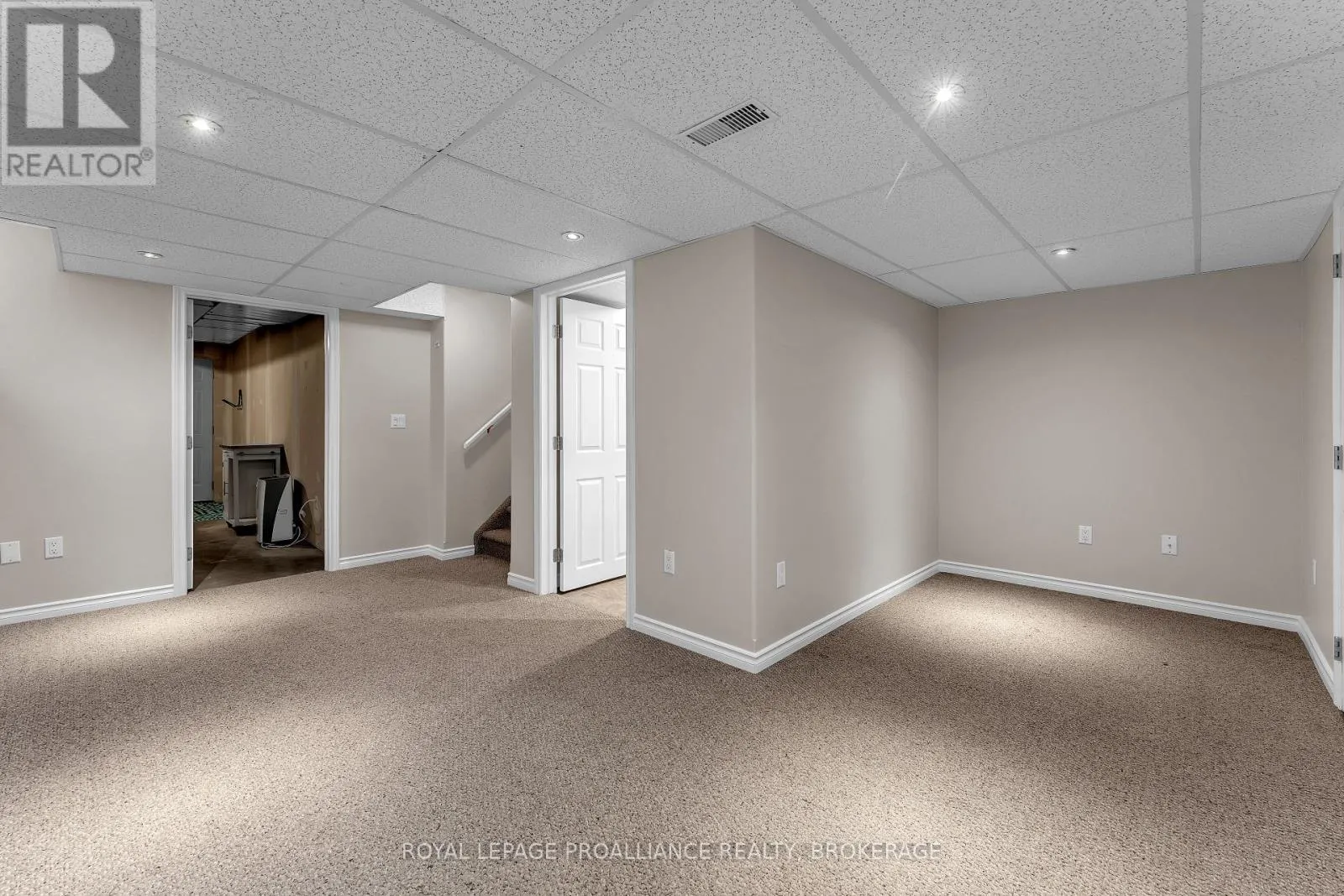 792 NEWMARKET LANE