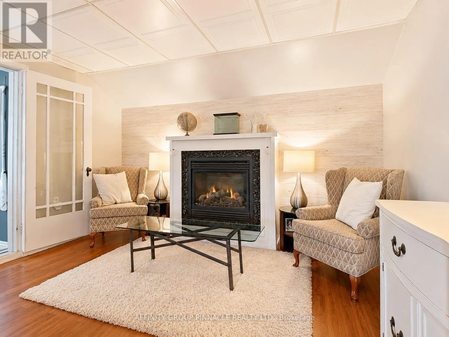 15 PRINCE STREET W