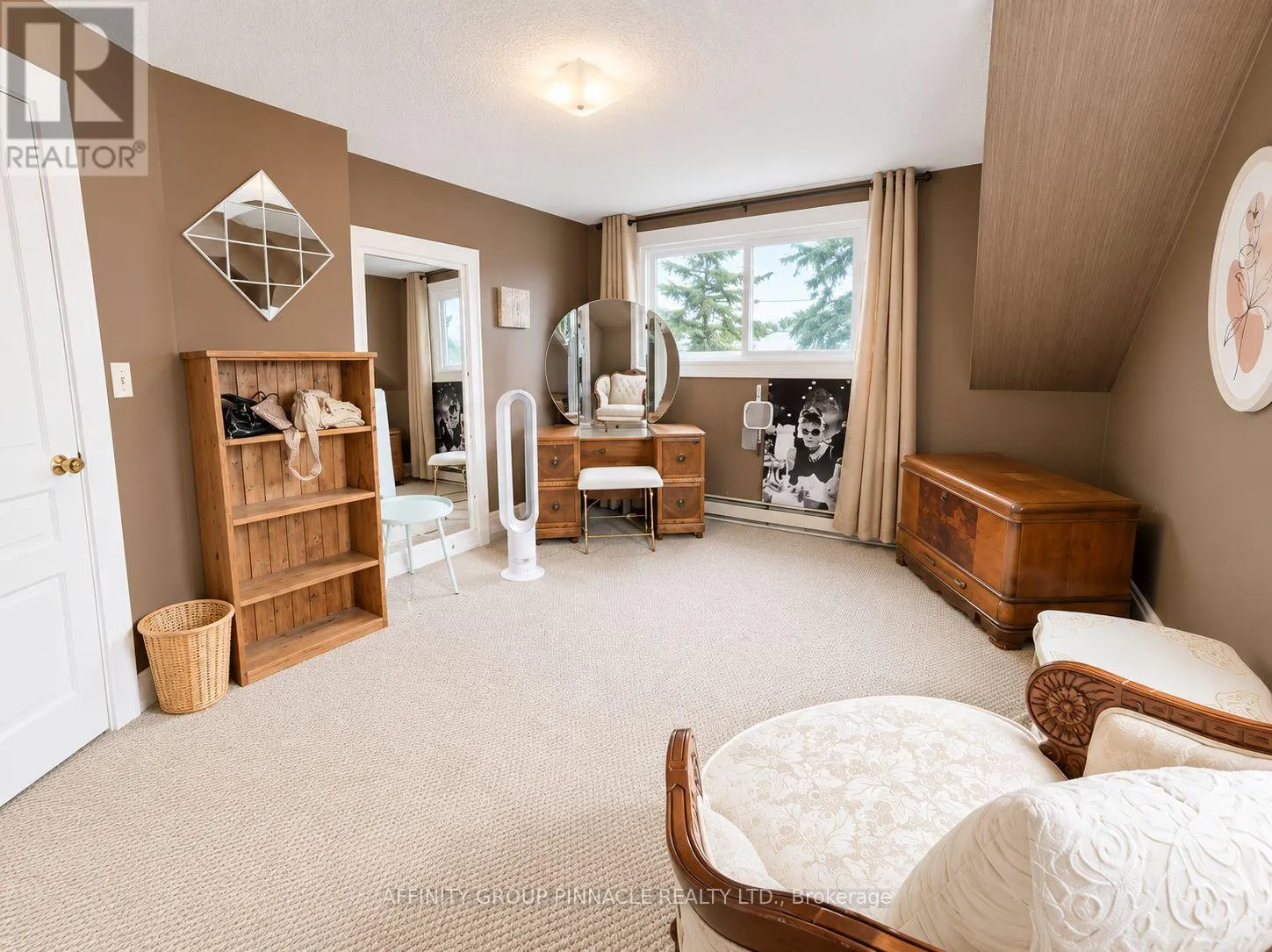 15 PRINCE STREET W
