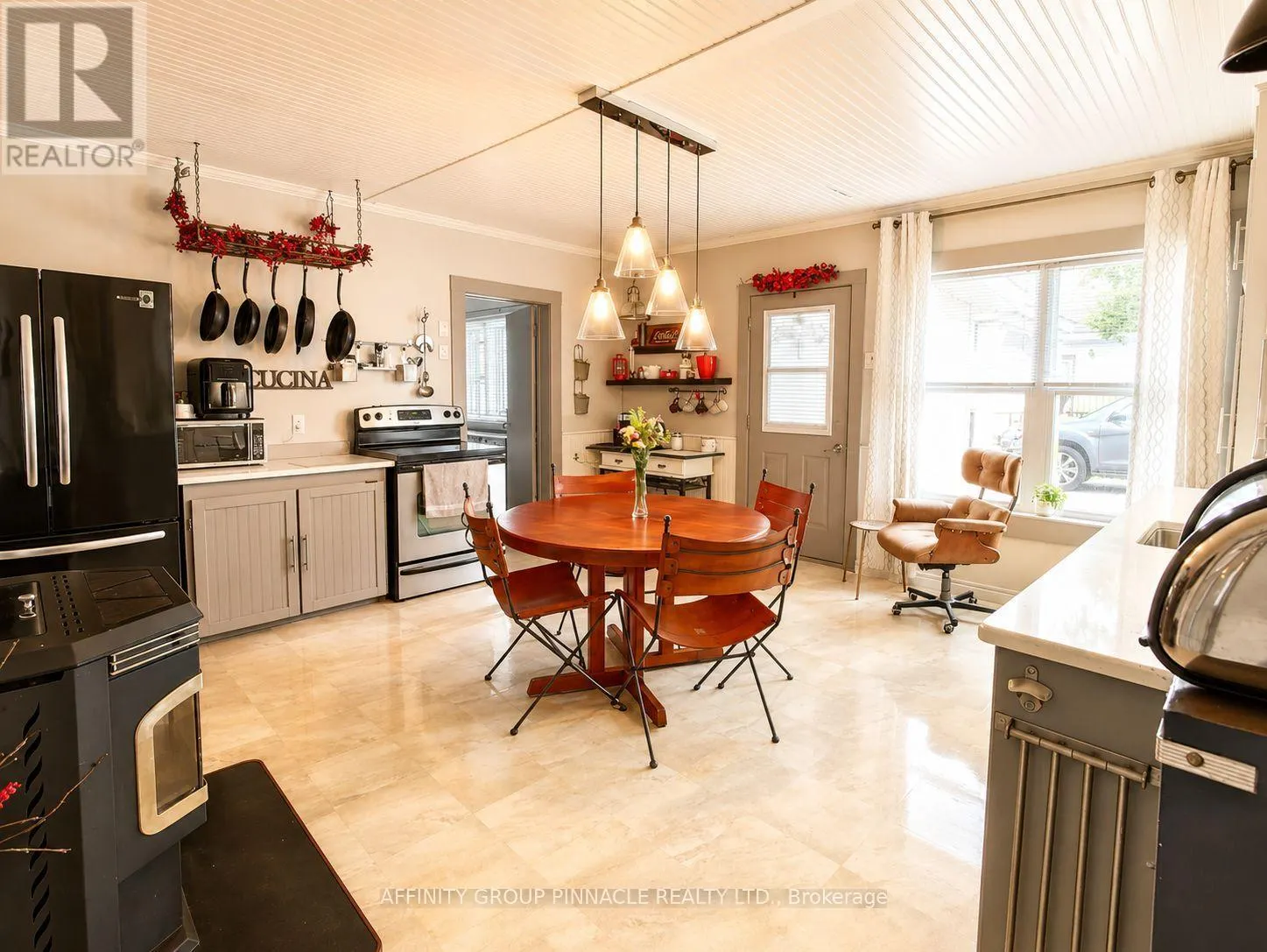 15 PRINCE STREET W