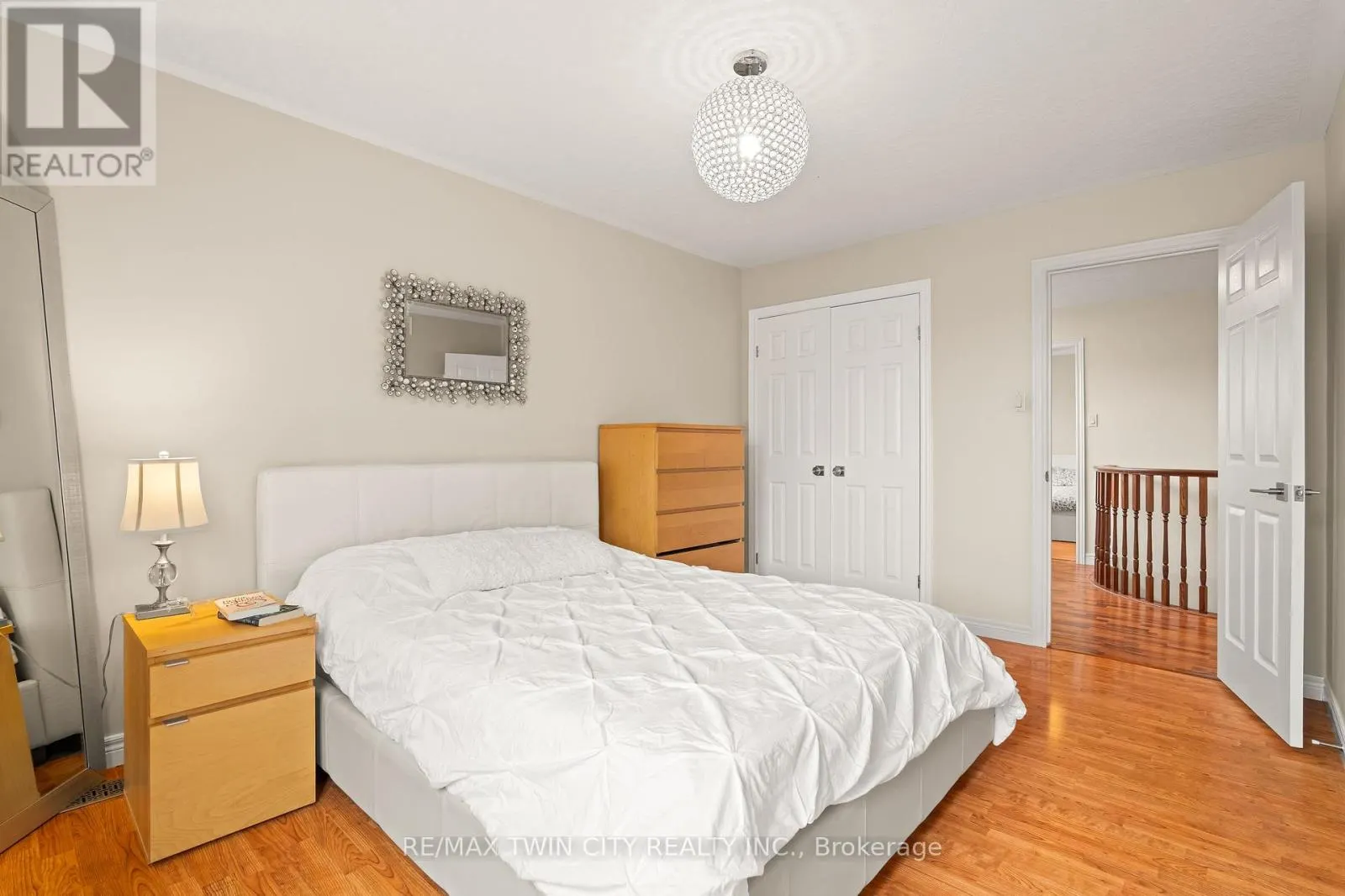 534 BIRCHLEAF WALK