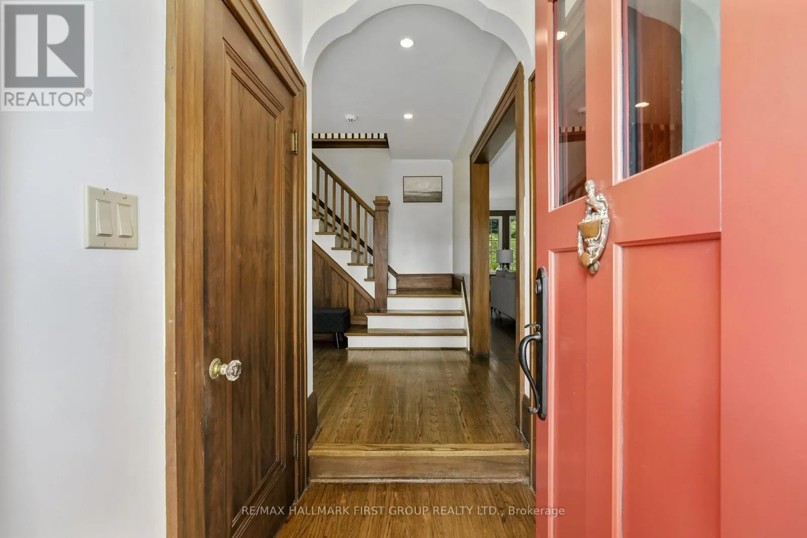 36 PINE STREET N
