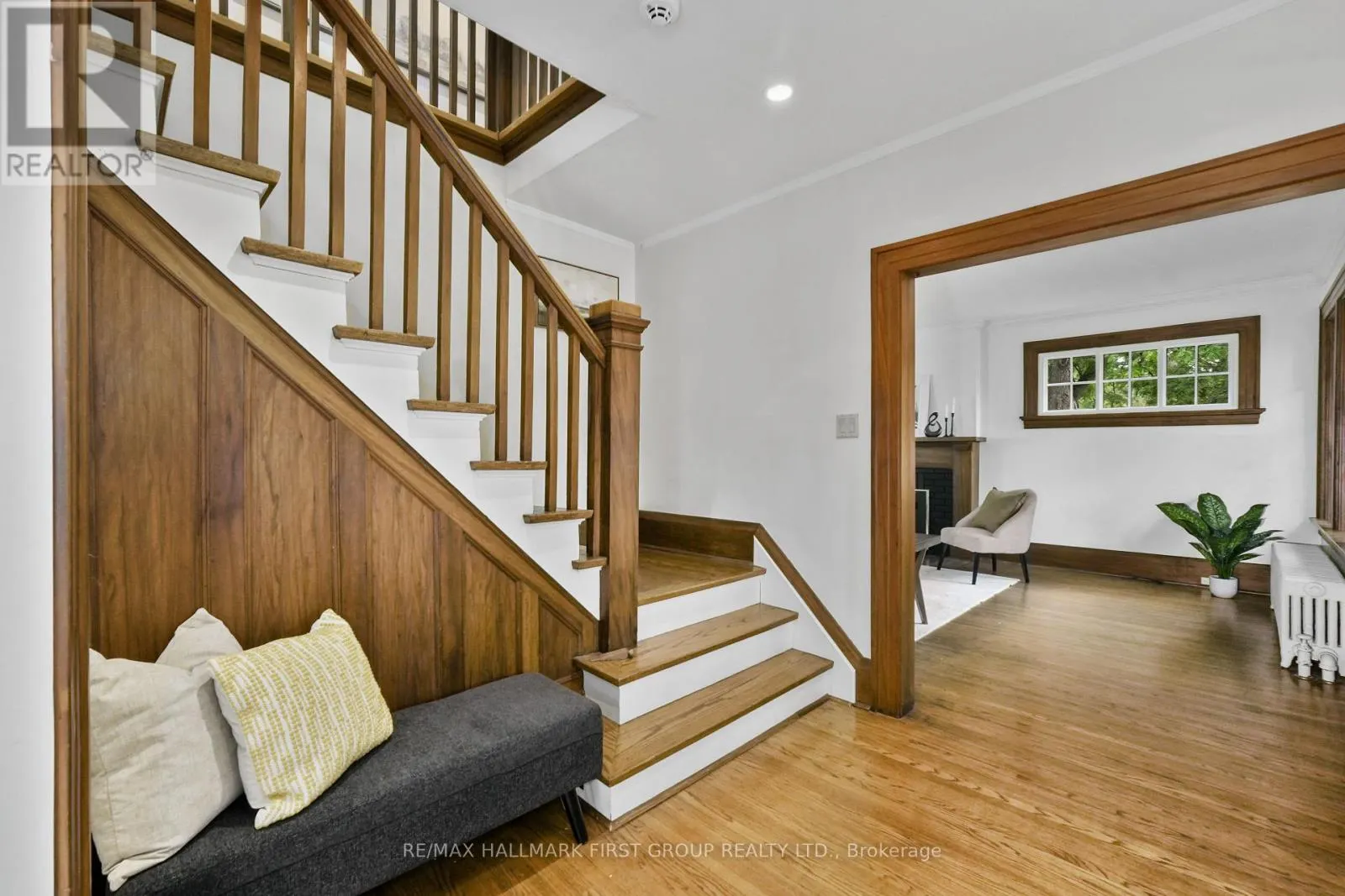 36 PINE STREET N