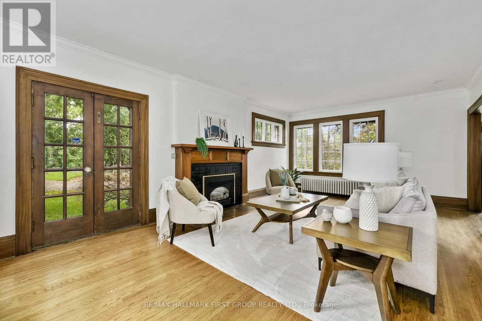 36 PINE STREET N