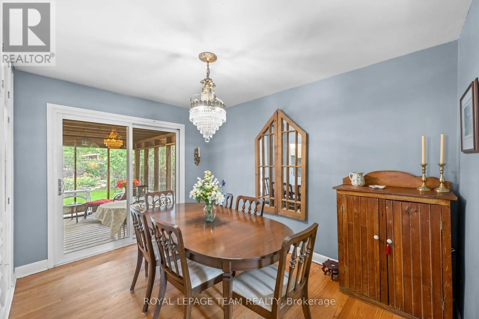 2009 ALTA VISTA DRIVE