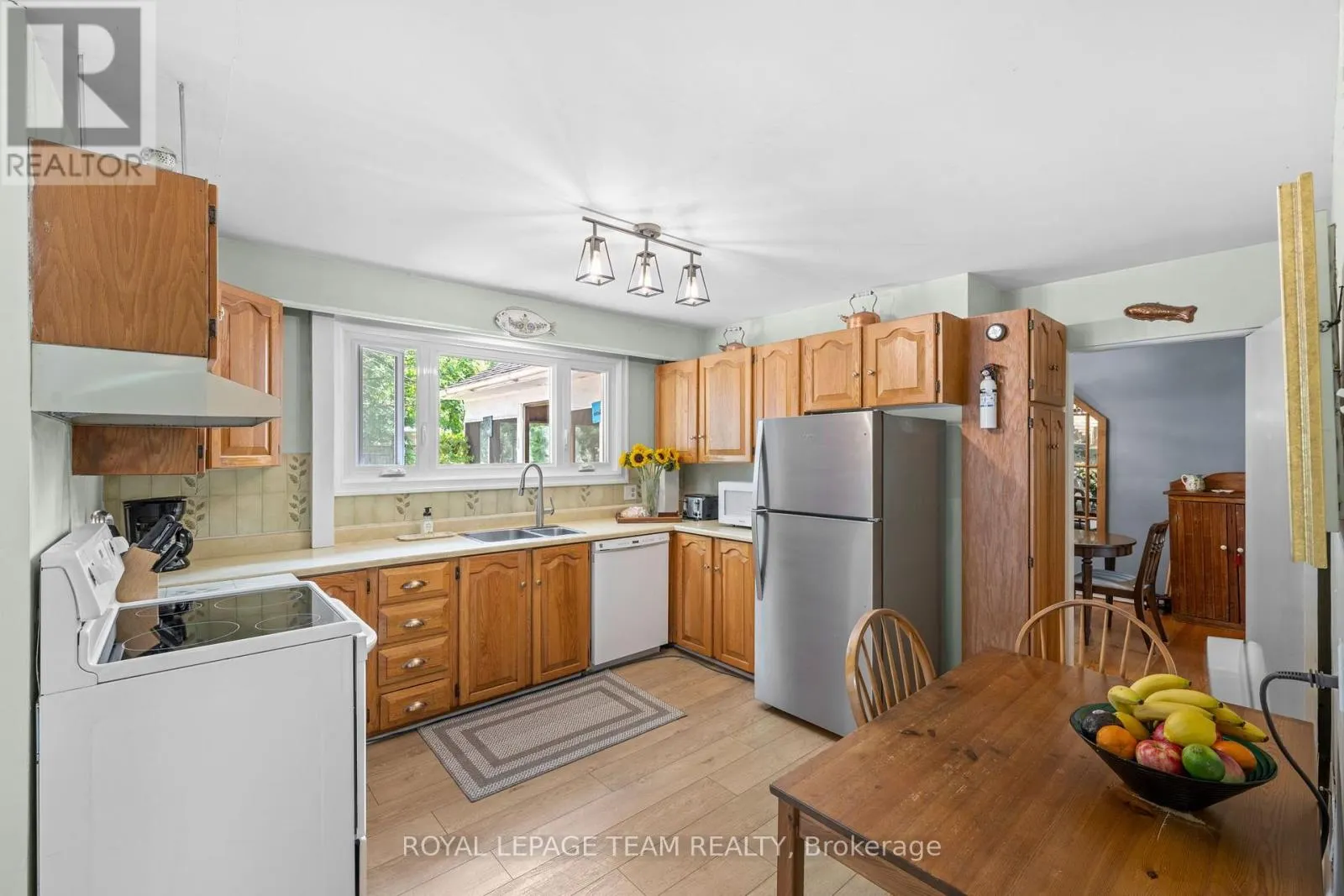 2009 ALTA VISTA DRIVE