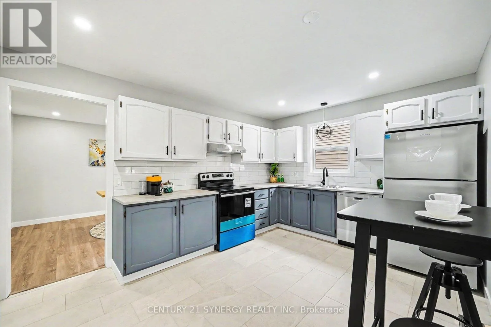 31 WILLOW GLEN DRIVE