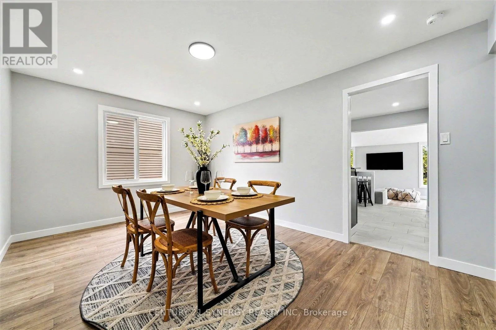 31 WILLOW GLEN DRIVE