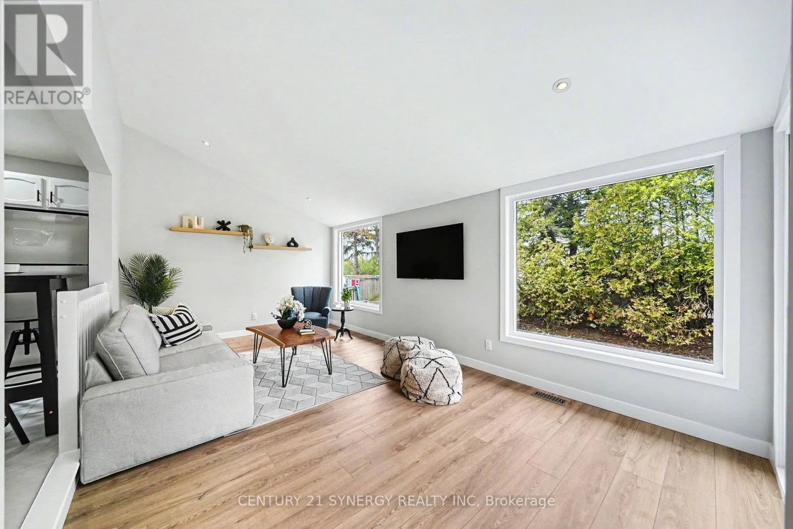 31 WILLOW GLEN DRIVE