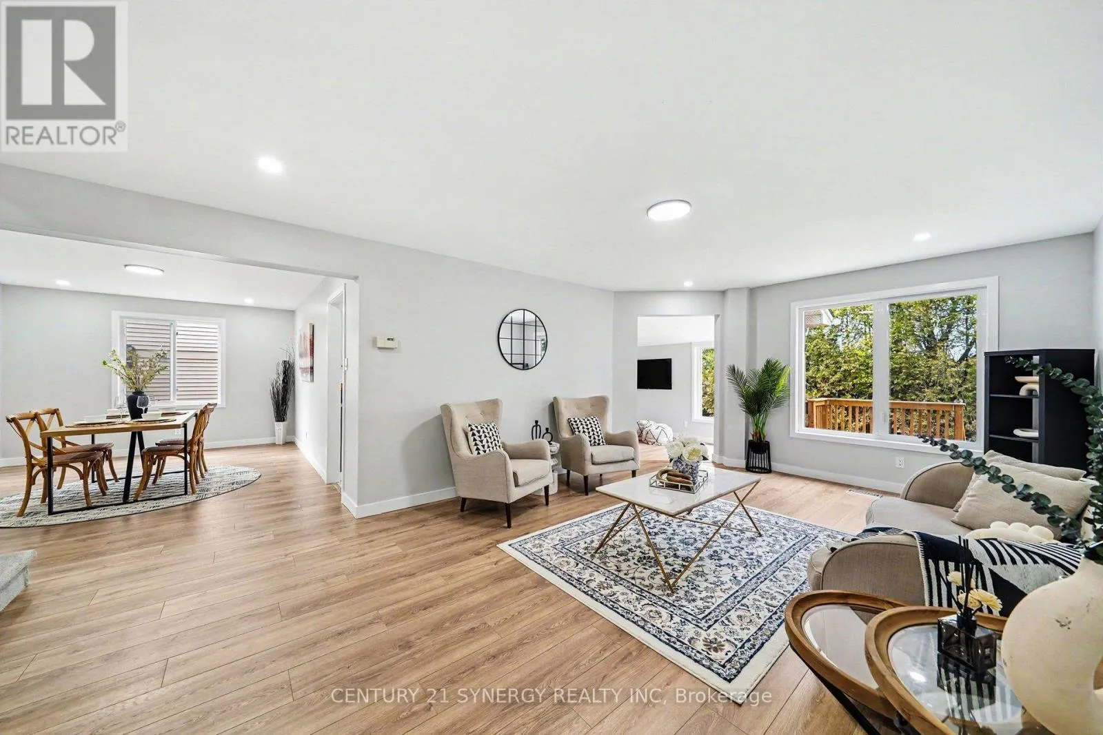 31 WILLOW GLEN DRIVE